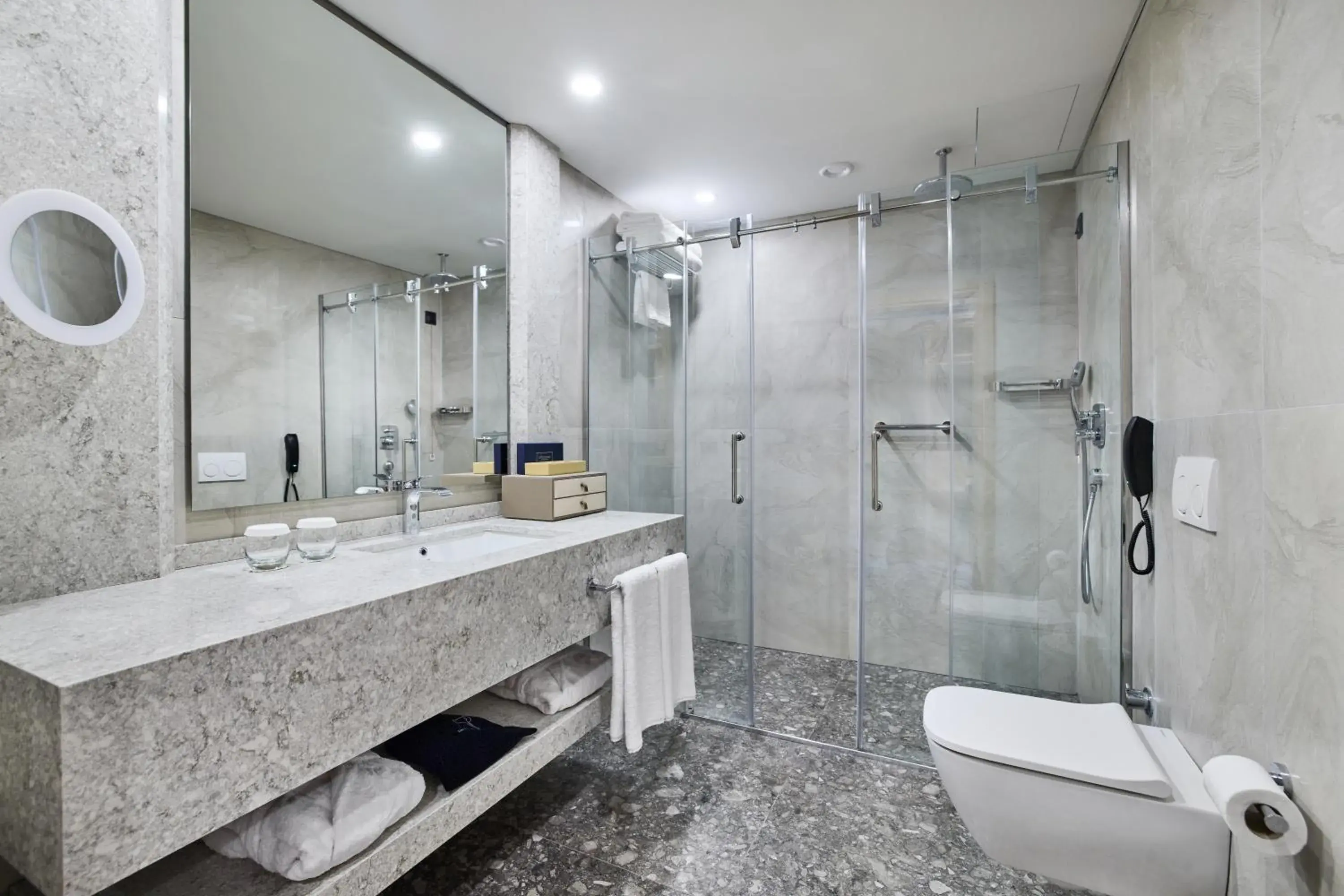 Shower, Bathroom in Royal Diwa Tekirova Resort