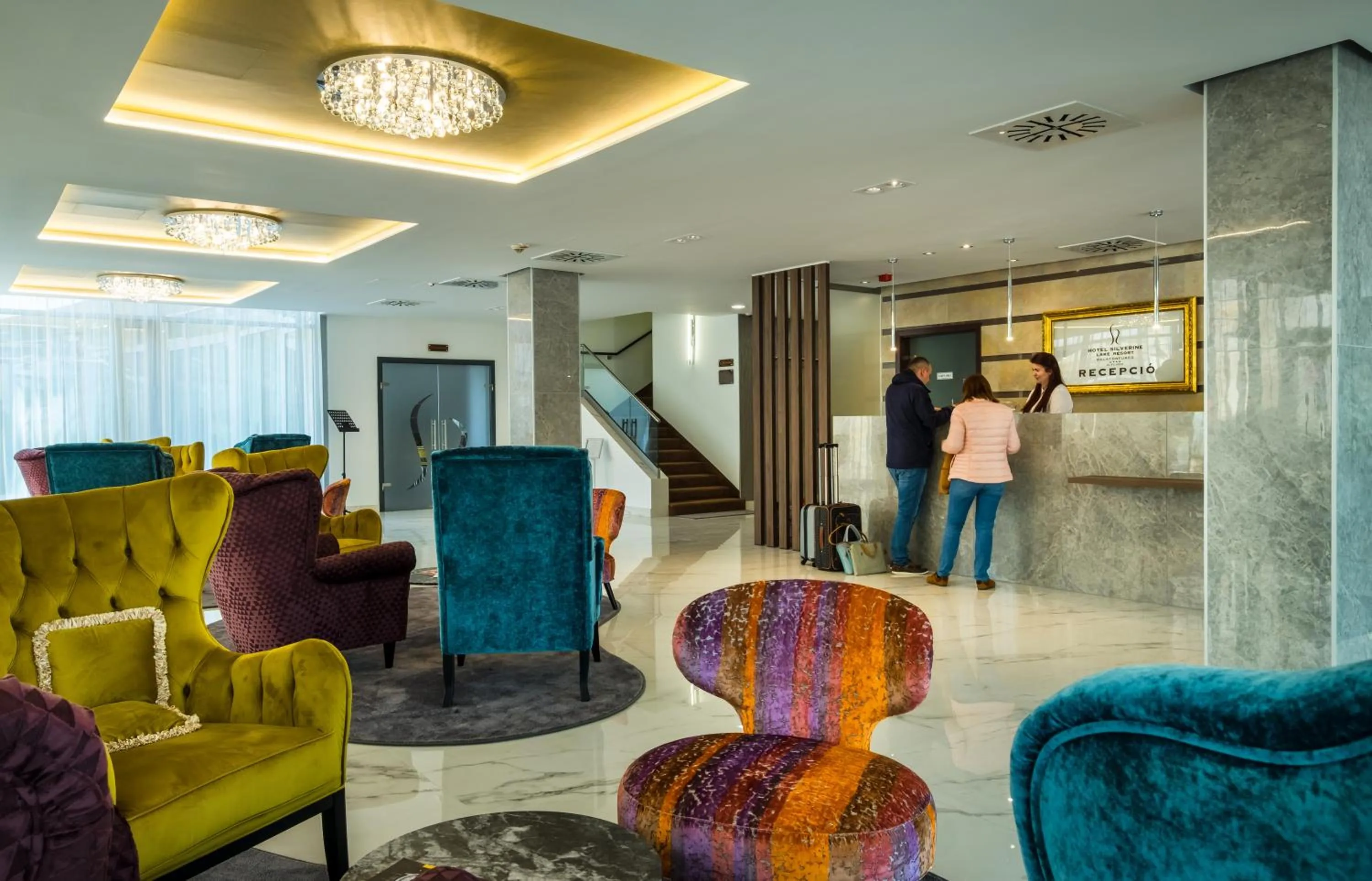 Lobby or reception in Hotel Golden Lake Resort