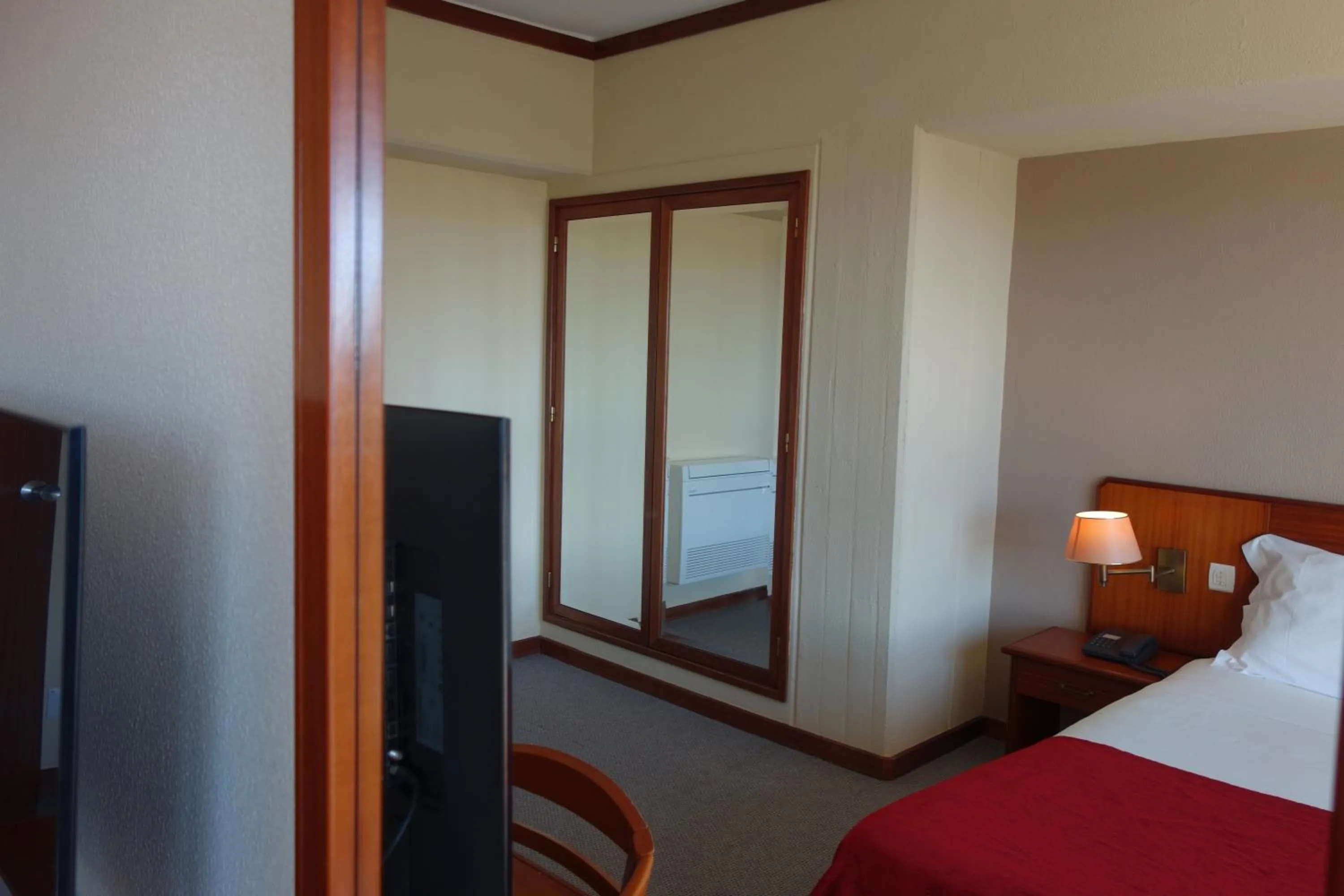 Property building, Bed in Hotel Senhora do Castelo