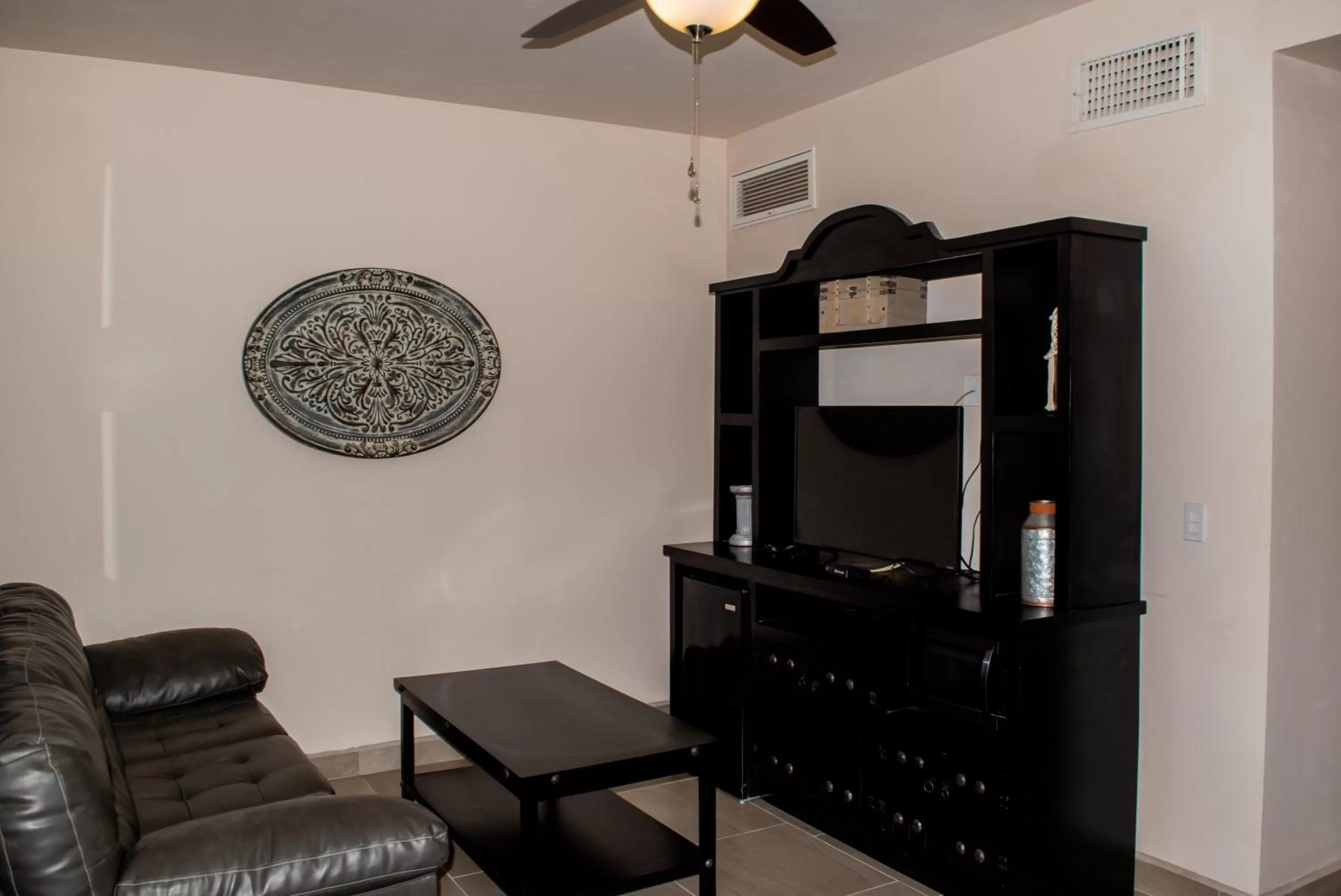 Standard Queen Room in Playas Hotel Suites