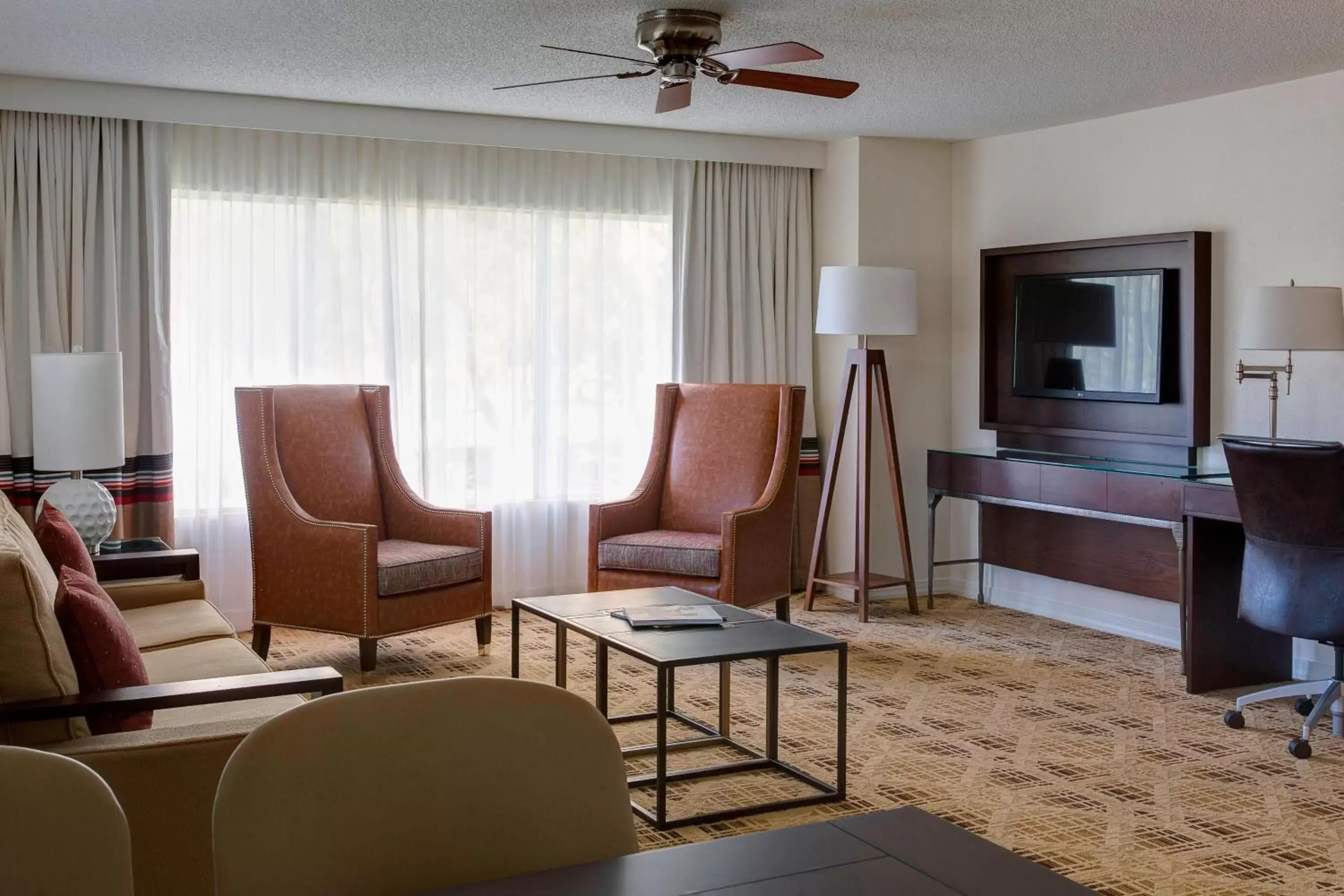 Living room, Seating Area in Sawgrass Marriott Golf Resort & Spa