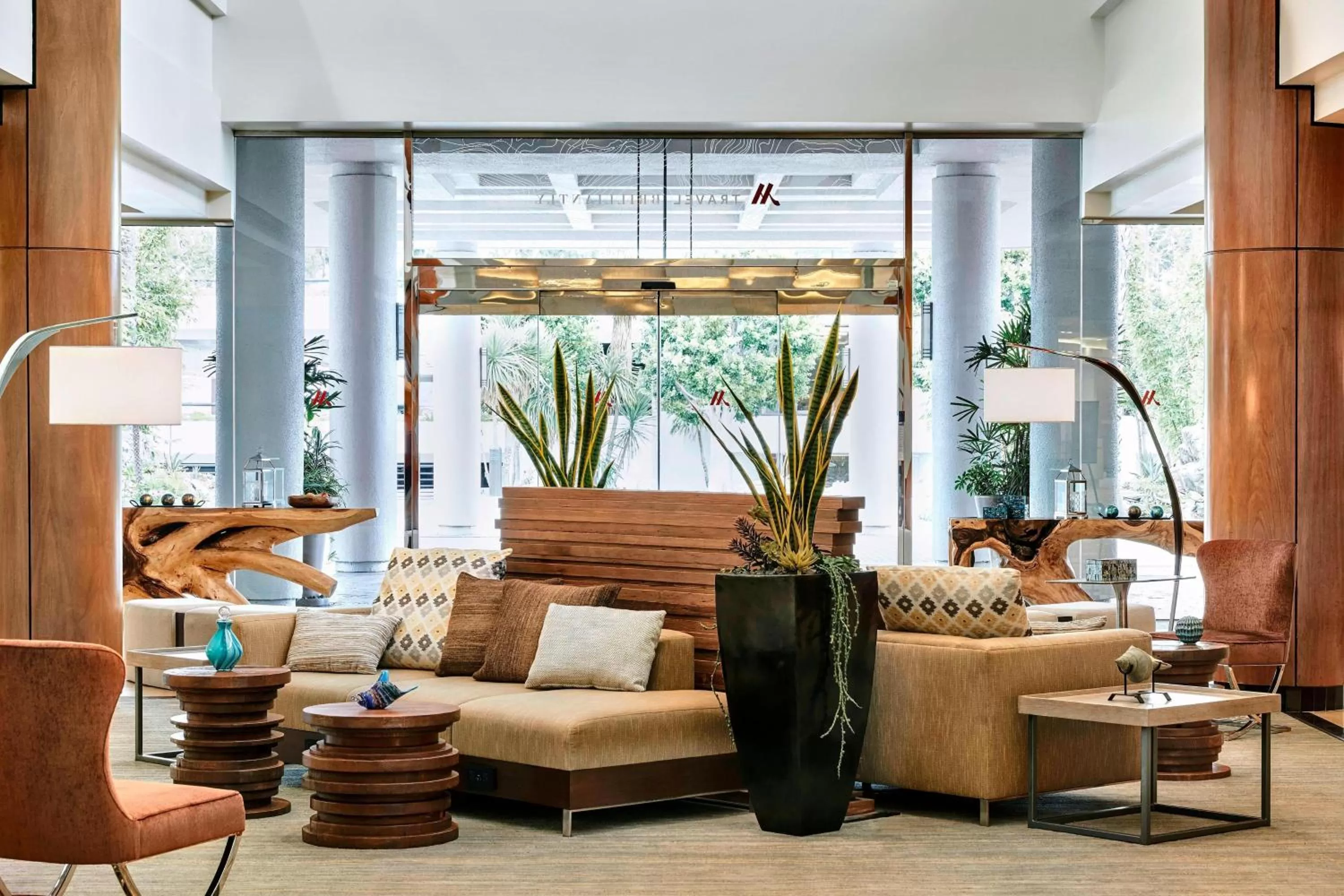 Lobby or reception in Torrance Marriott Redondo Beach