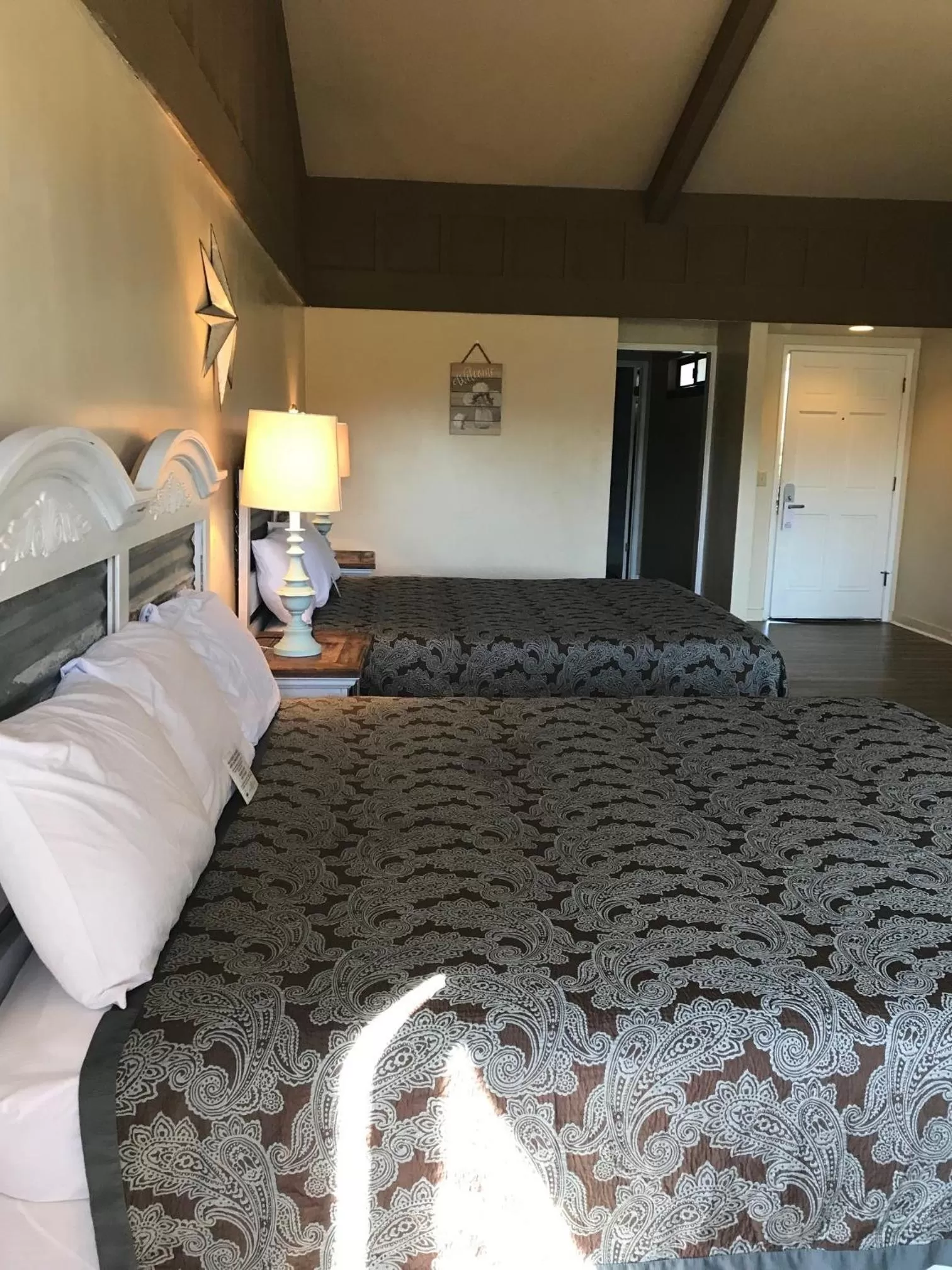 Bed in Ridgemark Golf Club and Resort