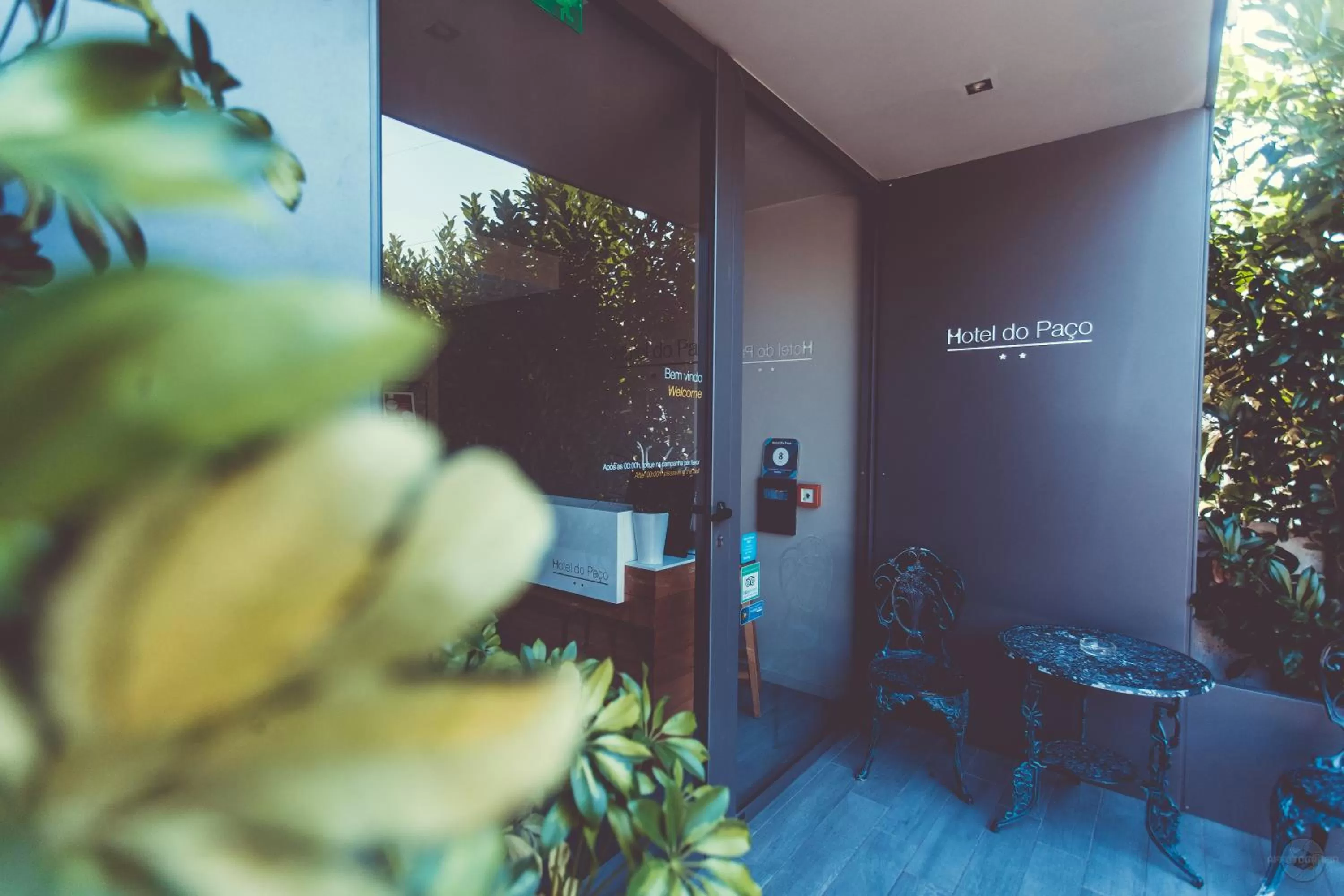 Facade/entrance in Hotel do Paço By VimaHotels