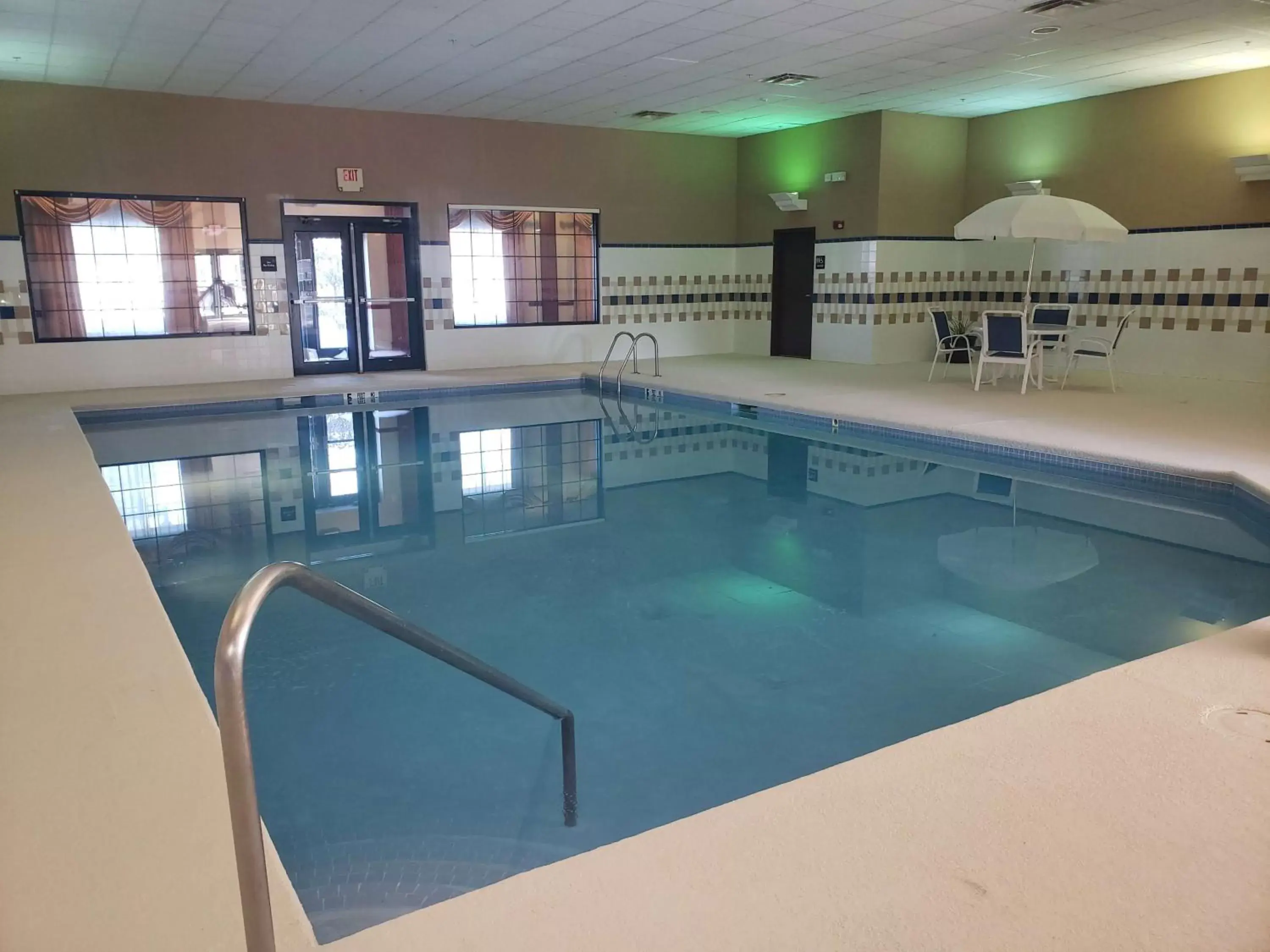 Pool view, Swimming Pool in Hampton Inn East Aurora