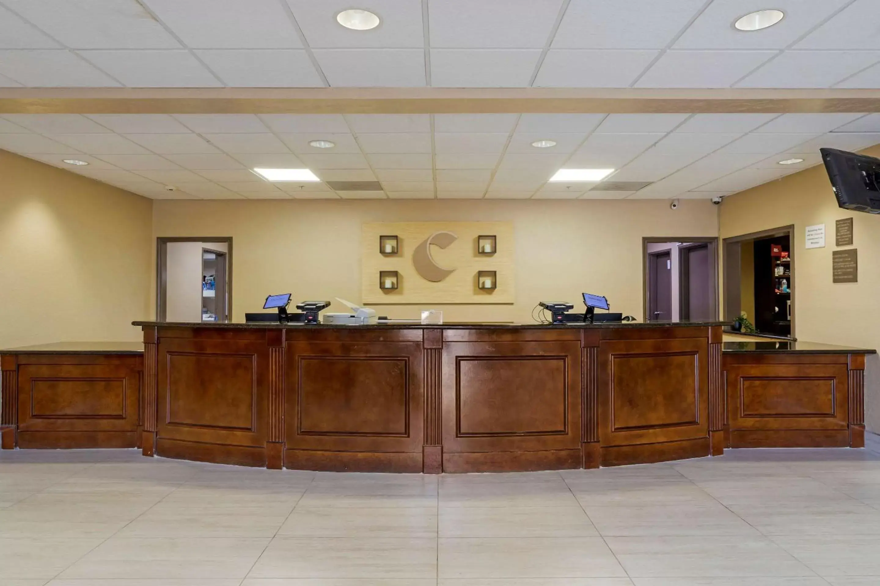 Staff, Lobby/Reception in Comfort Suites Kingwood Humble Houston North