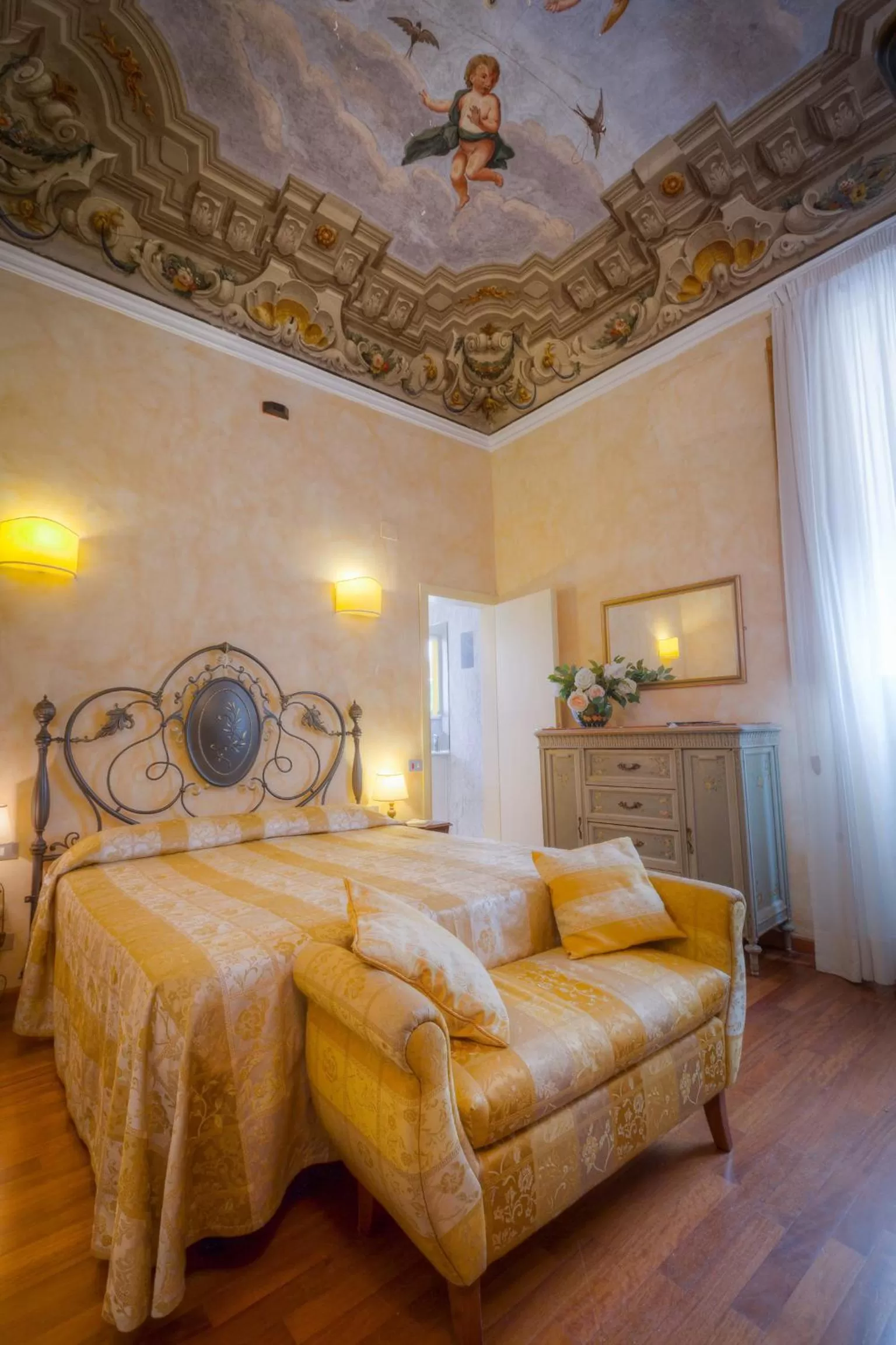 Bed in Hotel Palazzo dal Borgo
