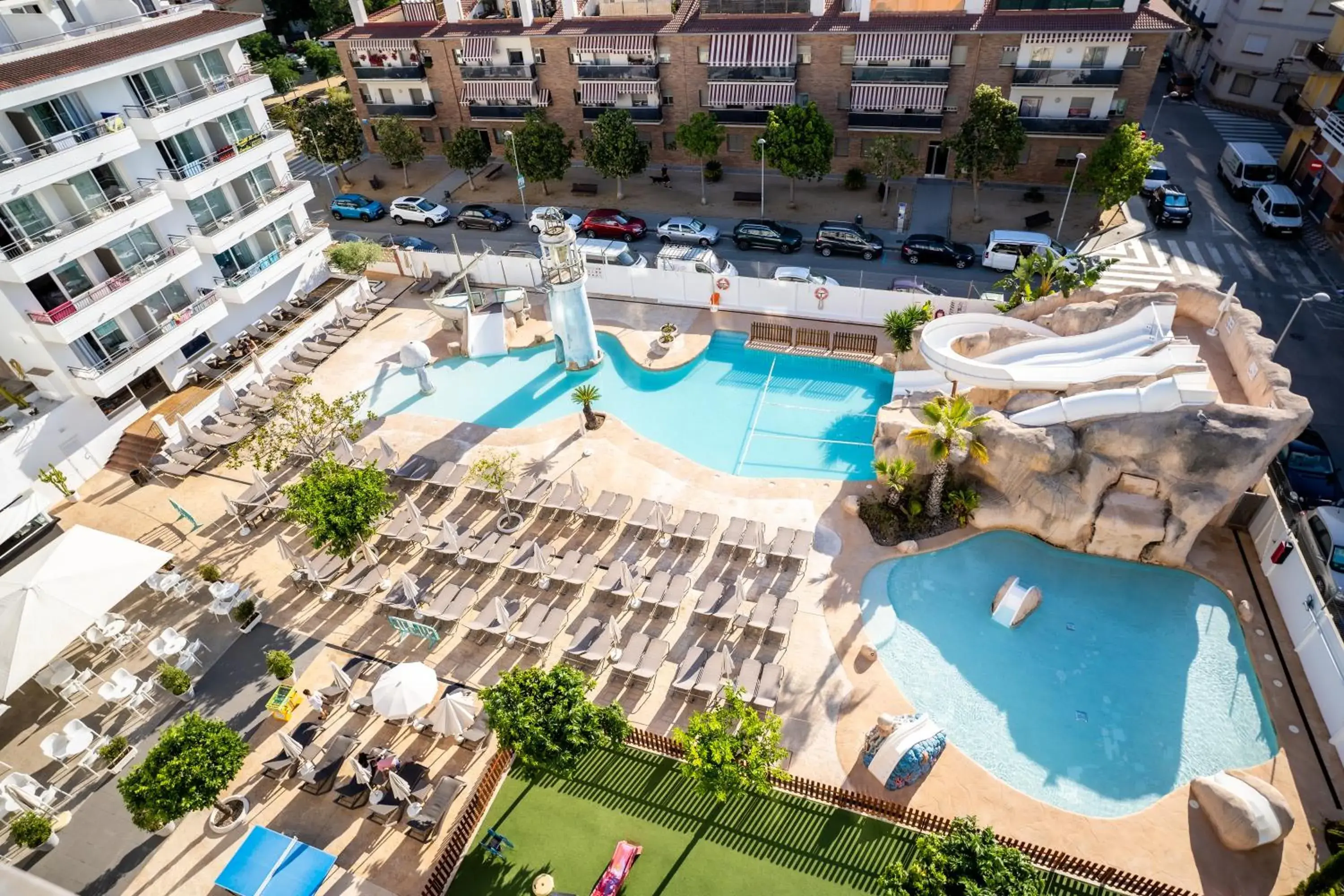 Pool View in ALEGRIA Pineda Splash