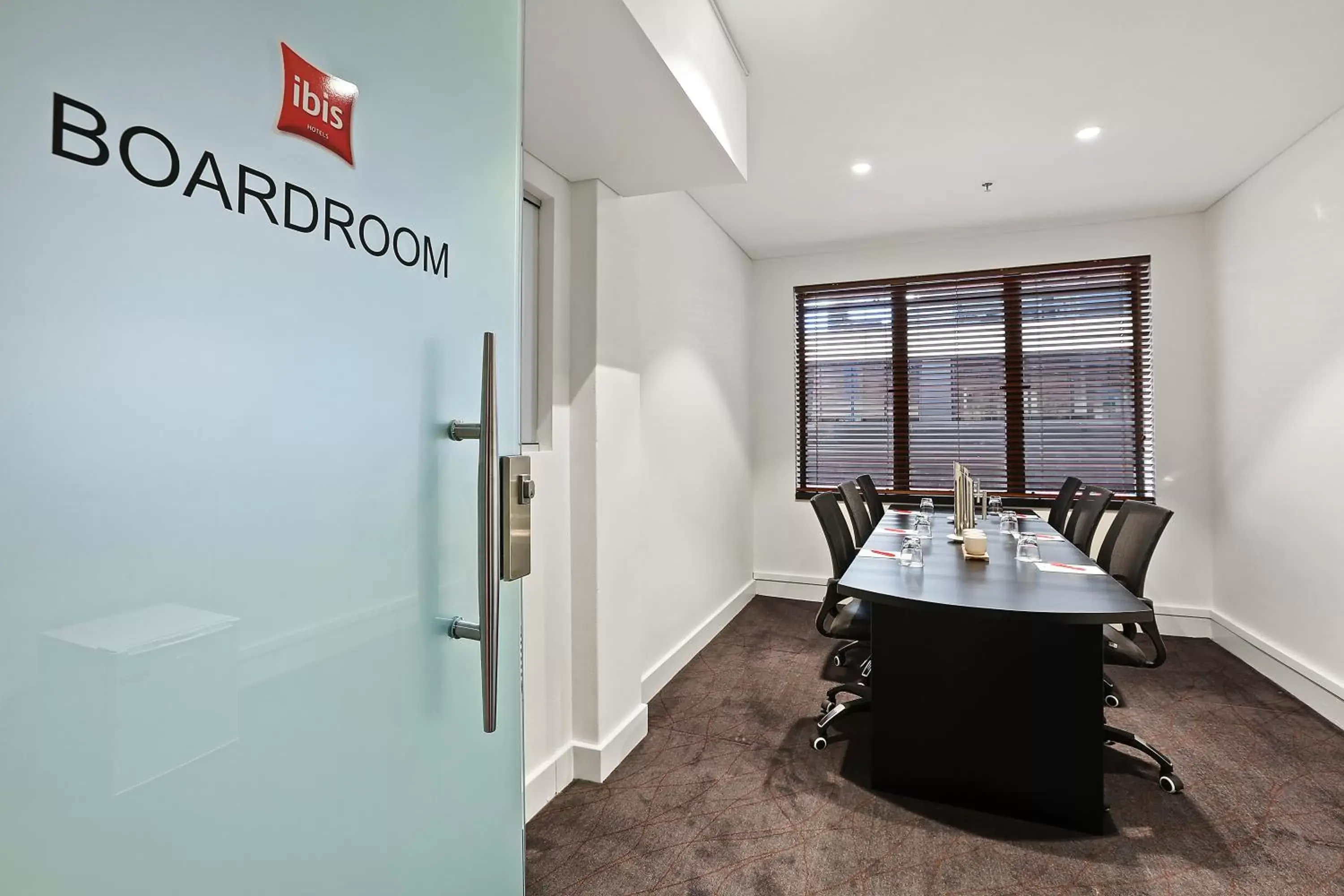 Meeting/conference room in ibis Sydney World Square