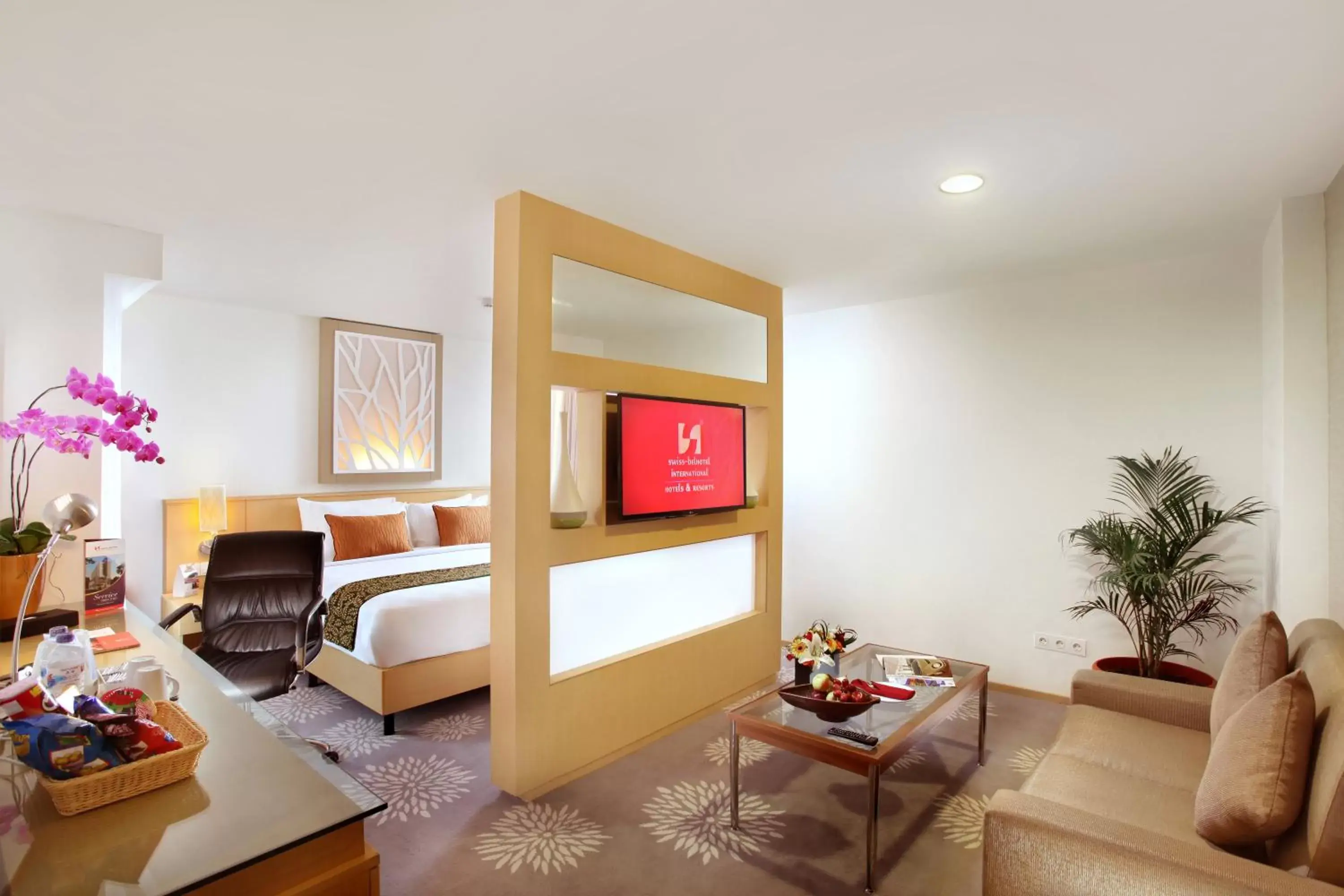 TV and multimedia, Seating Area in Swiss-Belinn Manyar