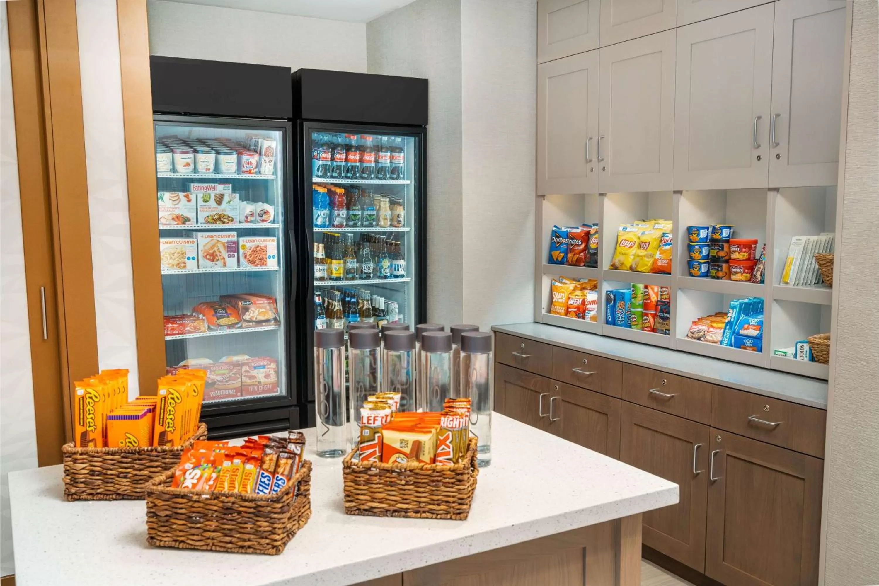 On-site shops in Homewood Suites By Hilton Livermore, Ca