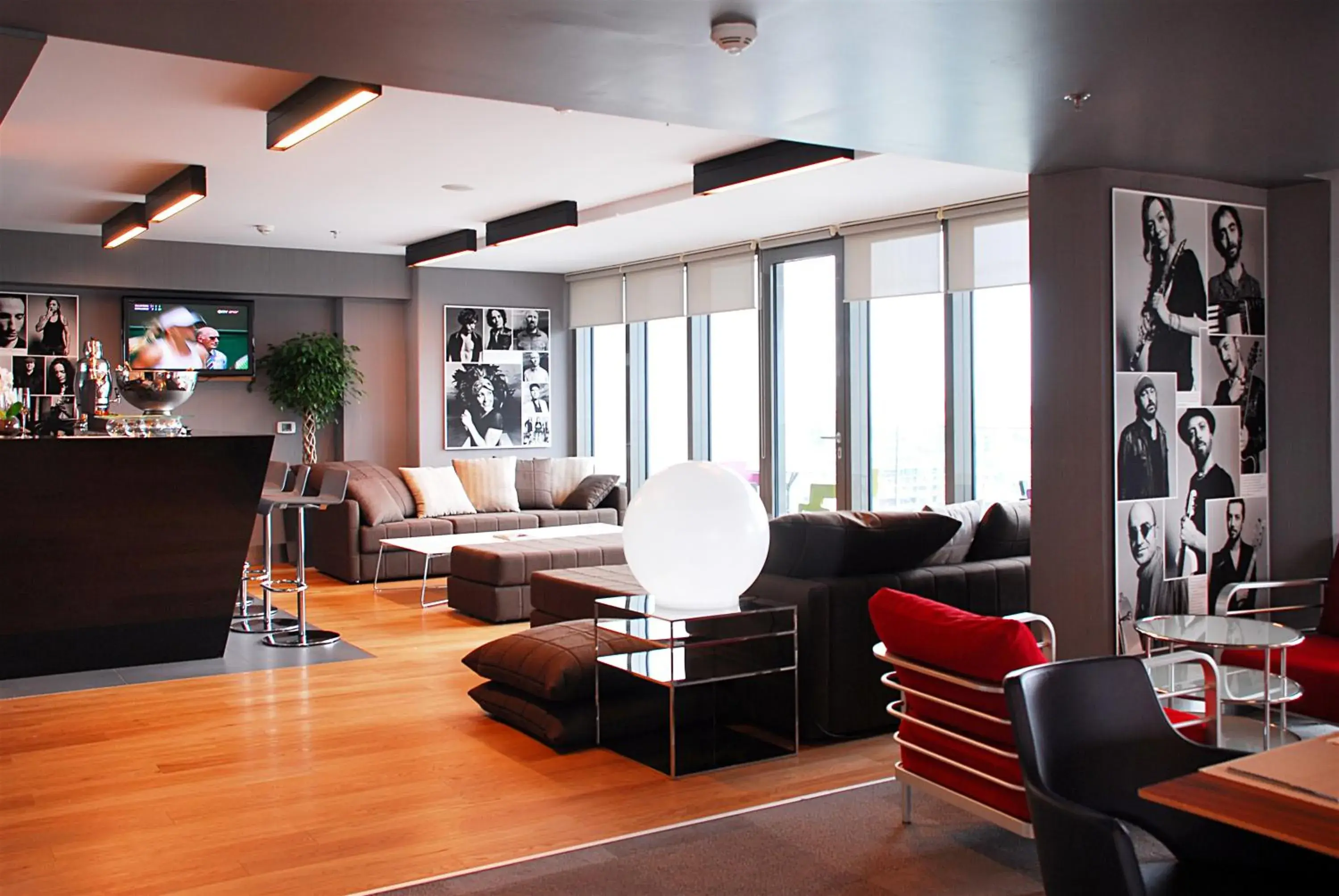 Lounge or bar, Lobby/Reception in Point Hotel Barbaros