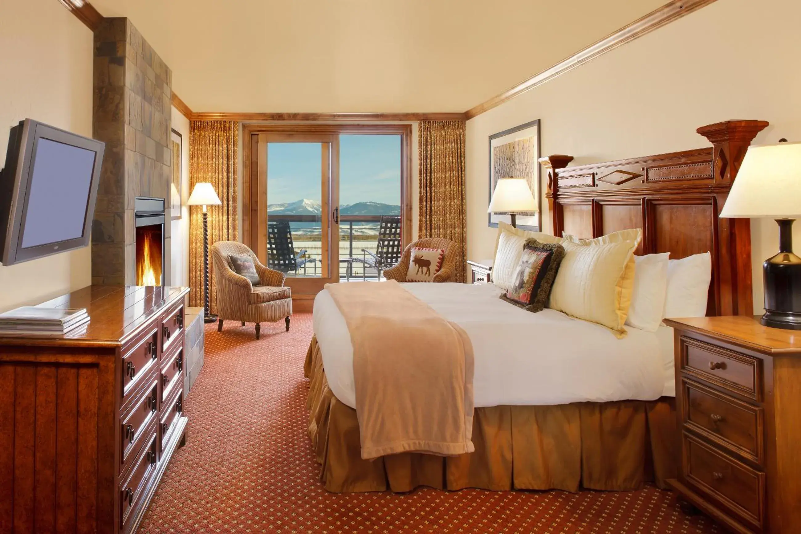 TV and multimedia, Bed in Snake River Lodge TV and multimedia, Bed in Snake River Lodge