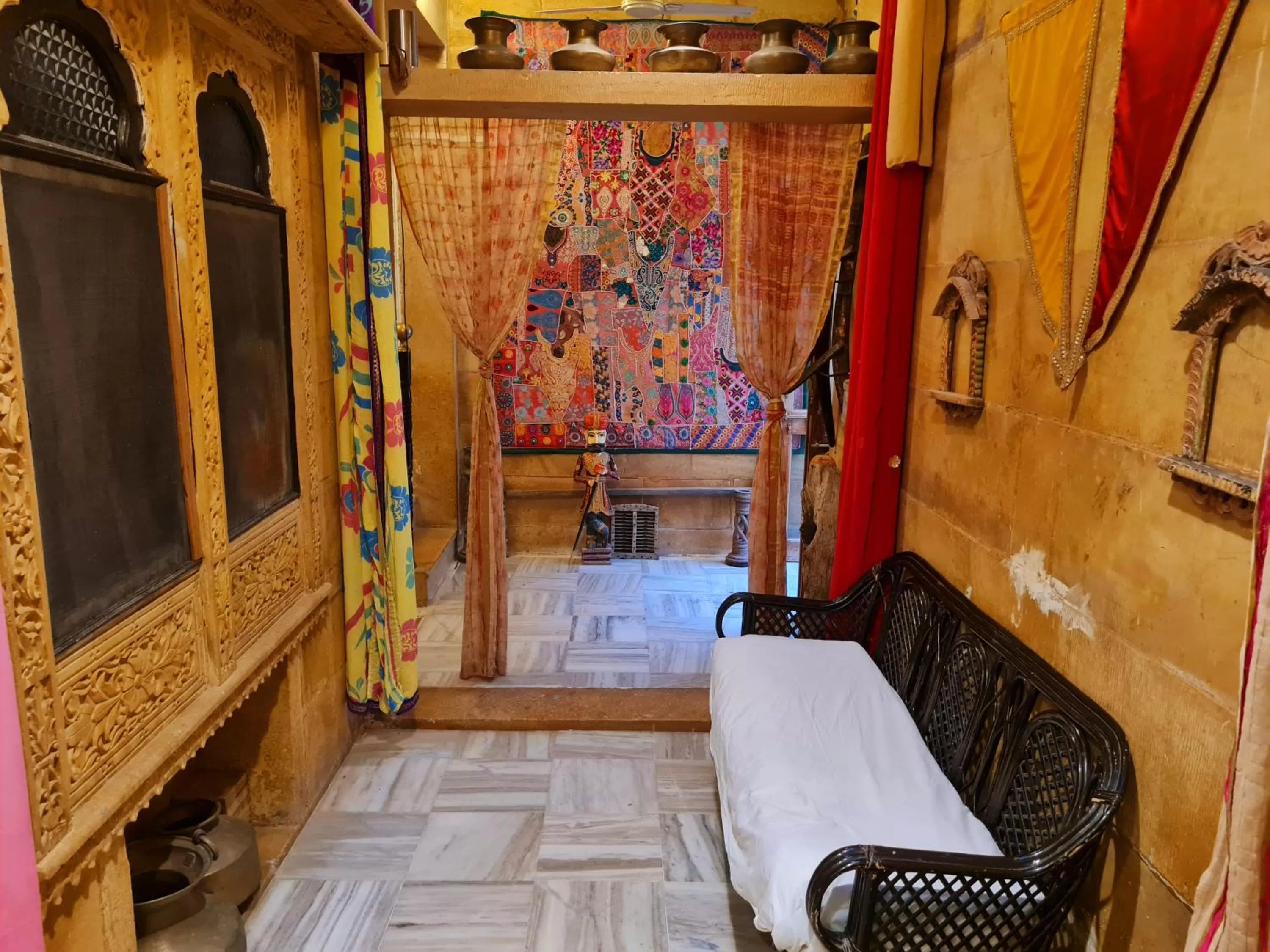 Bed in Hotel Shahi Garh