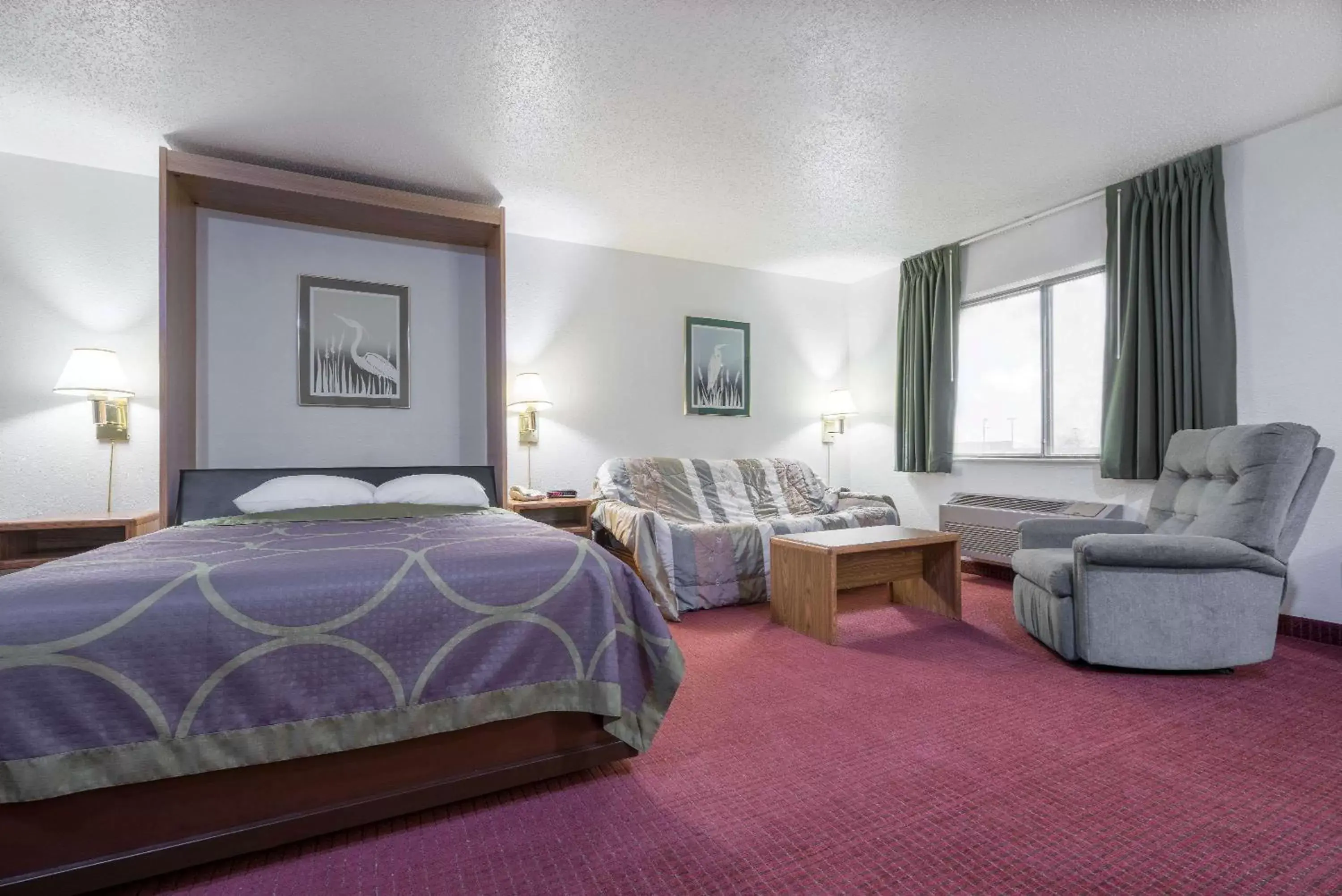 Photo of the whole room in Super 8 by Wyndham Fond Du Lac