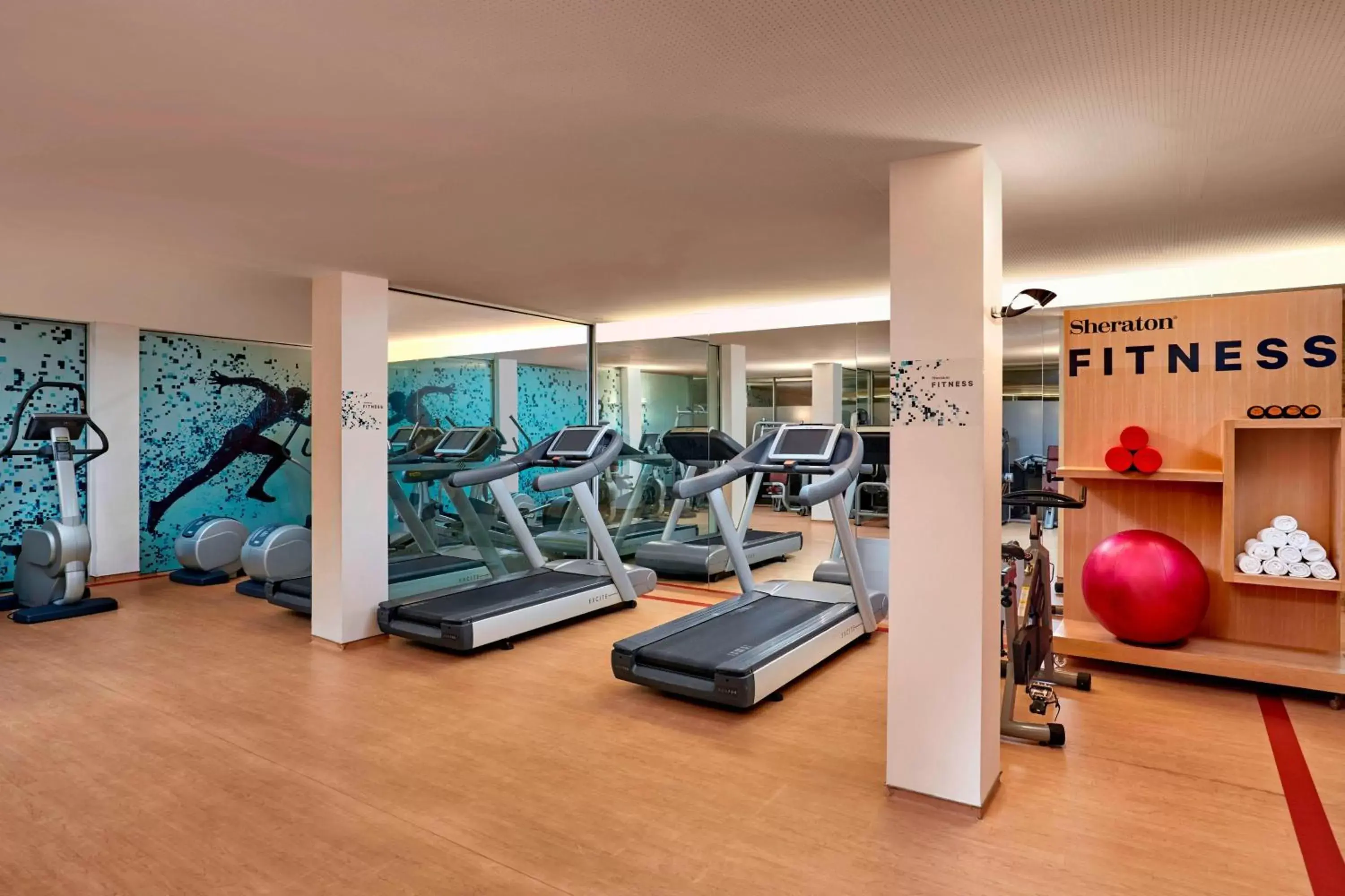 Fitness centre/facilities, Fitness Center/Facilities in Sheraton Lisboa Hotel & Spa