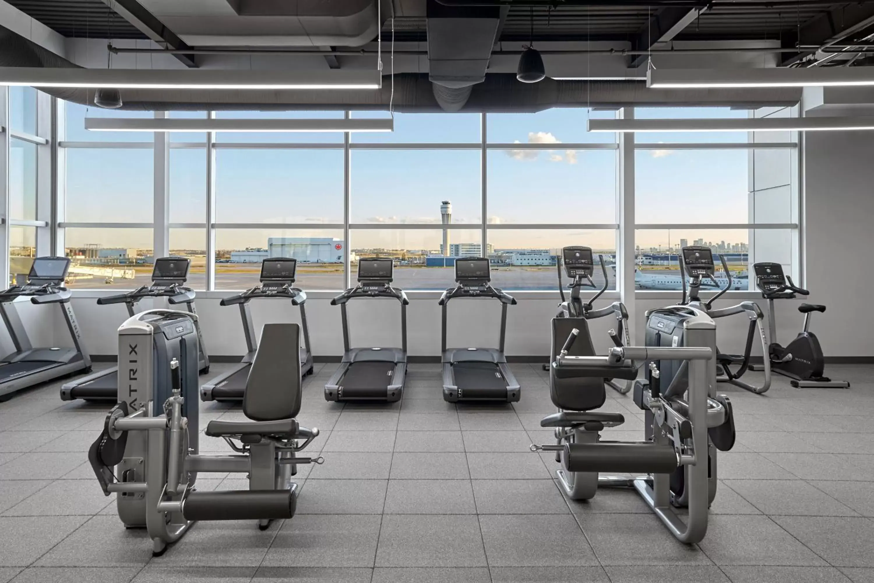 Fitness centre/facilities, Fitness Center/Facilities in Calgary Airport Marriott In-Terminal Hotel