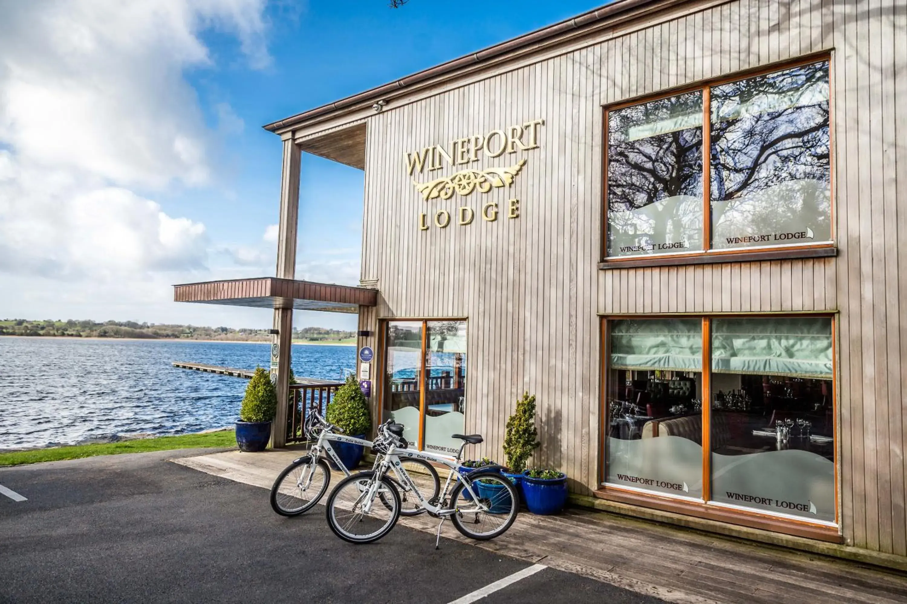 Property building in Wineport Lodge