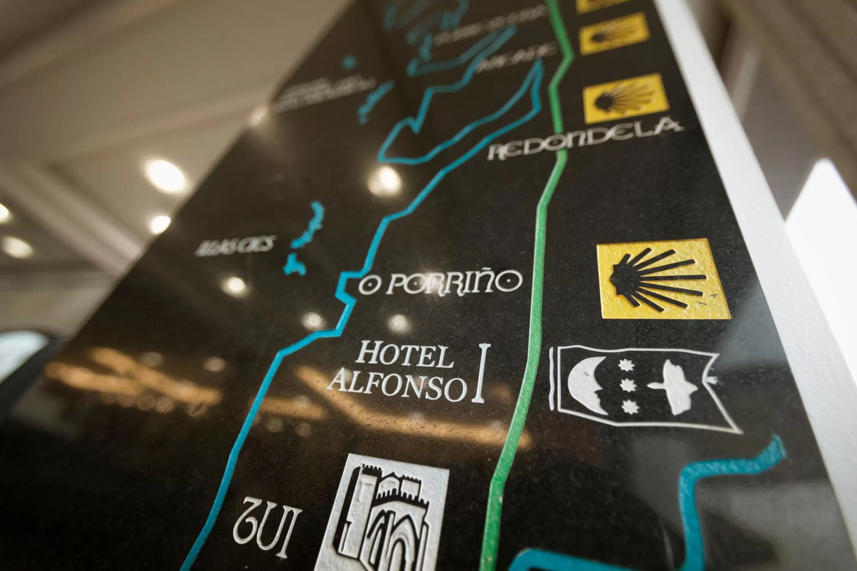 Text overlay in Hotel Alfonso I