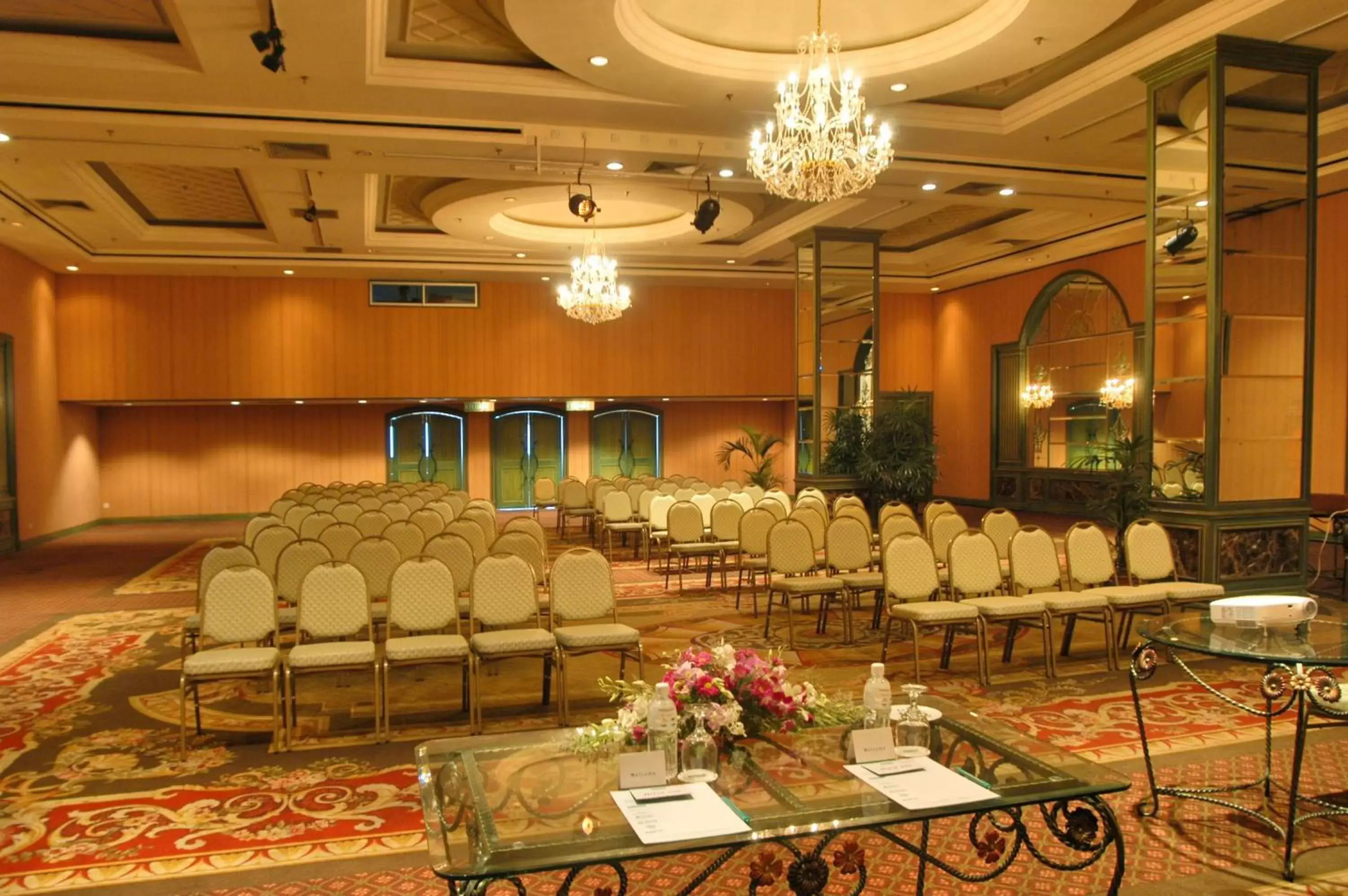 Banquet/Function facilities, Banquet Facilities in Grand Margherita Hotel