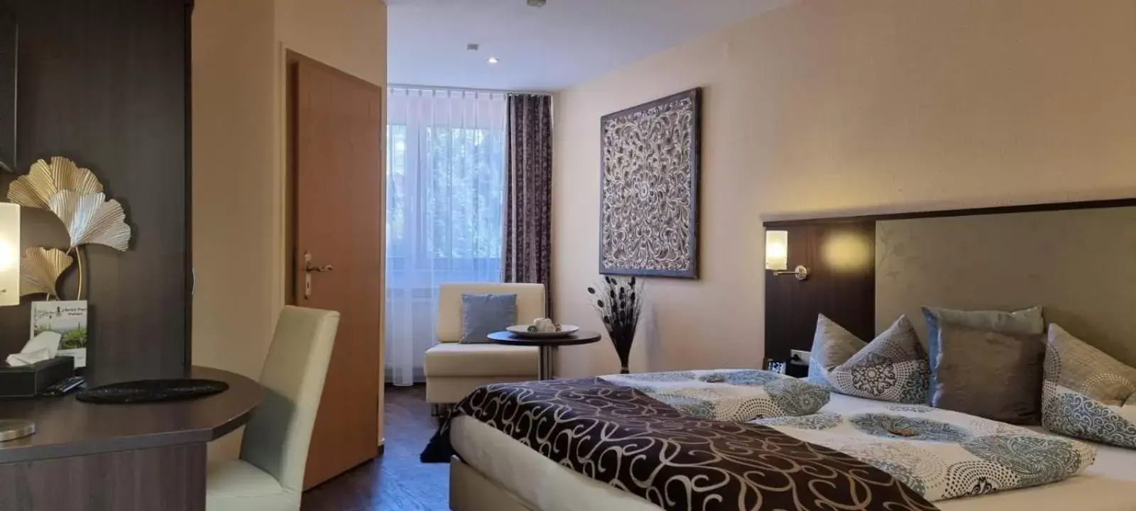 Triple Room in Hotel Engel Triple Room in Hotel Engel