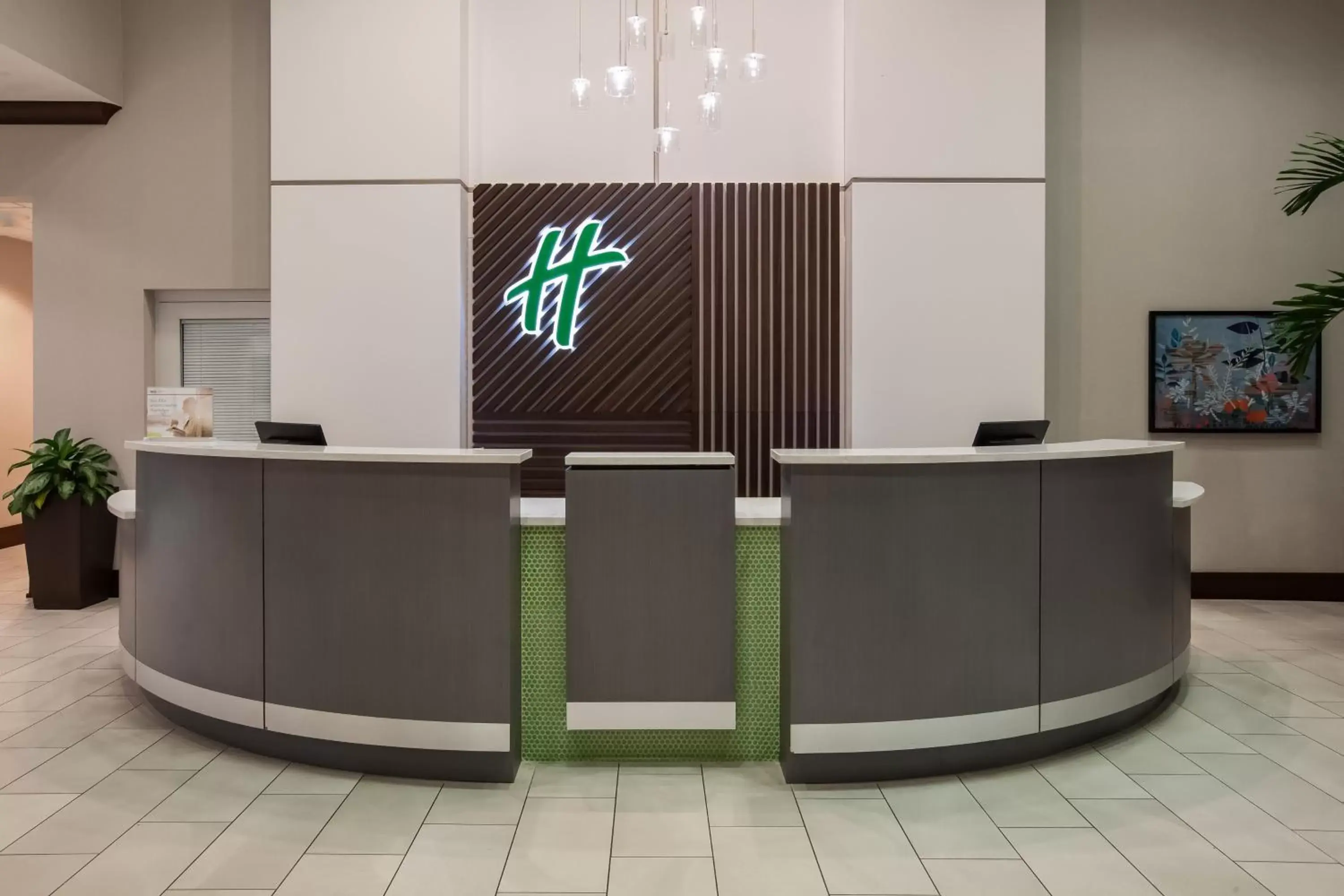 Property building, Lobby/Reception in Holiday Inn - Gulfport-Airport, an IHG Hotel