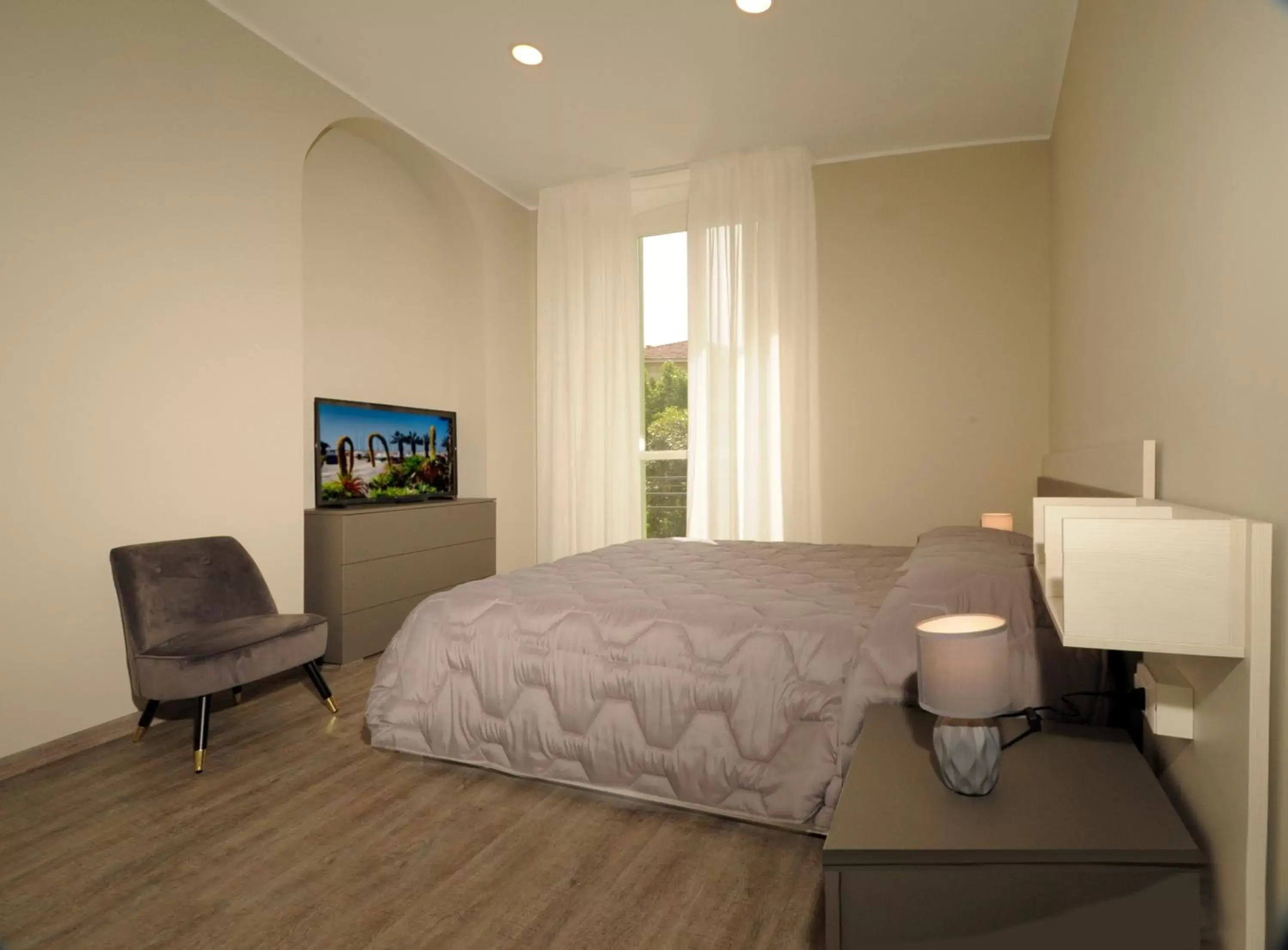 Suite with Garden View in Hotel Alexander & Spa Suite with Garden View in Hotel Alexander & Spa