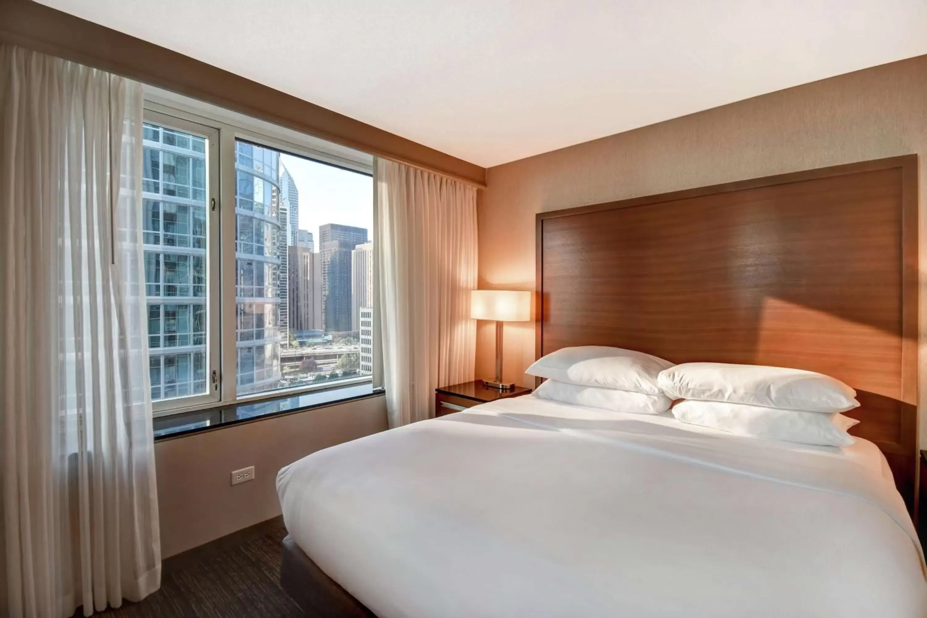 Bed in Embassy Suites by Hilton Chicago Downtown Magnificent Mile