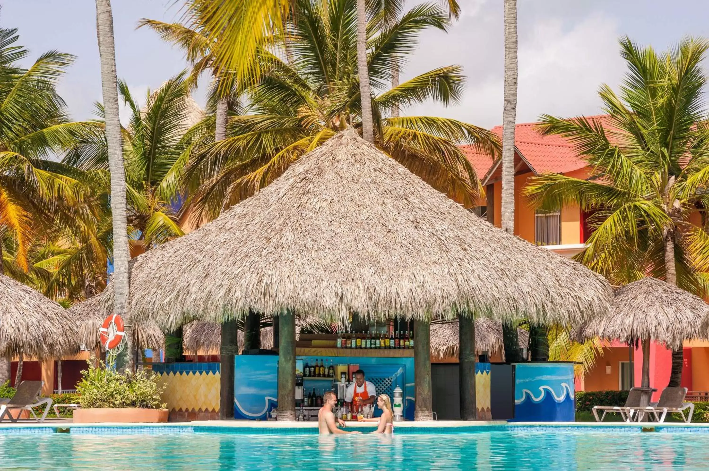 Lounge or bar, Swimming Pool in Punta Cana Princess Adults Only - All Inclusive