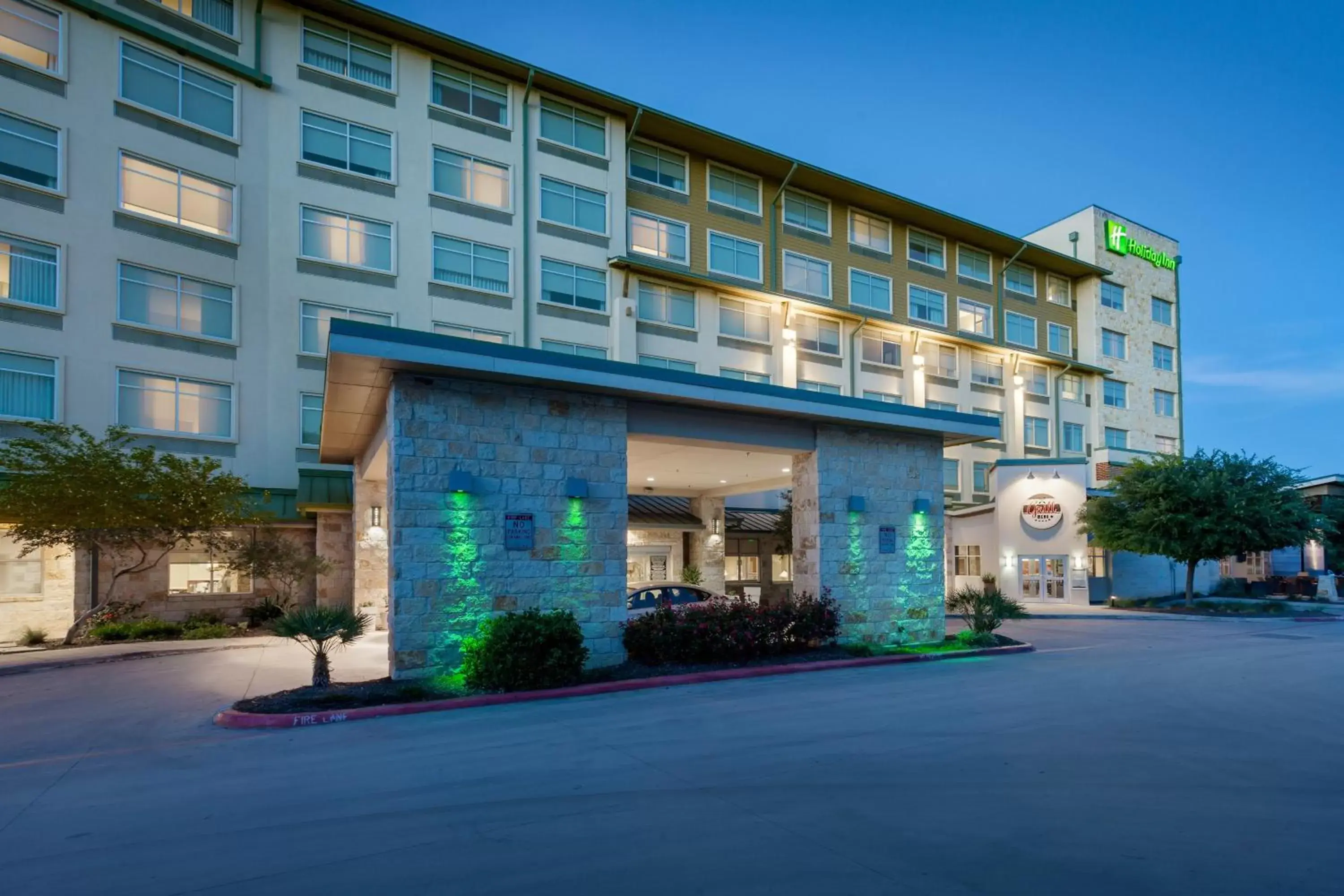 Property Building in Holiday Inn San Antonio Northwest- SeaWorld Area, an IHG Hotel