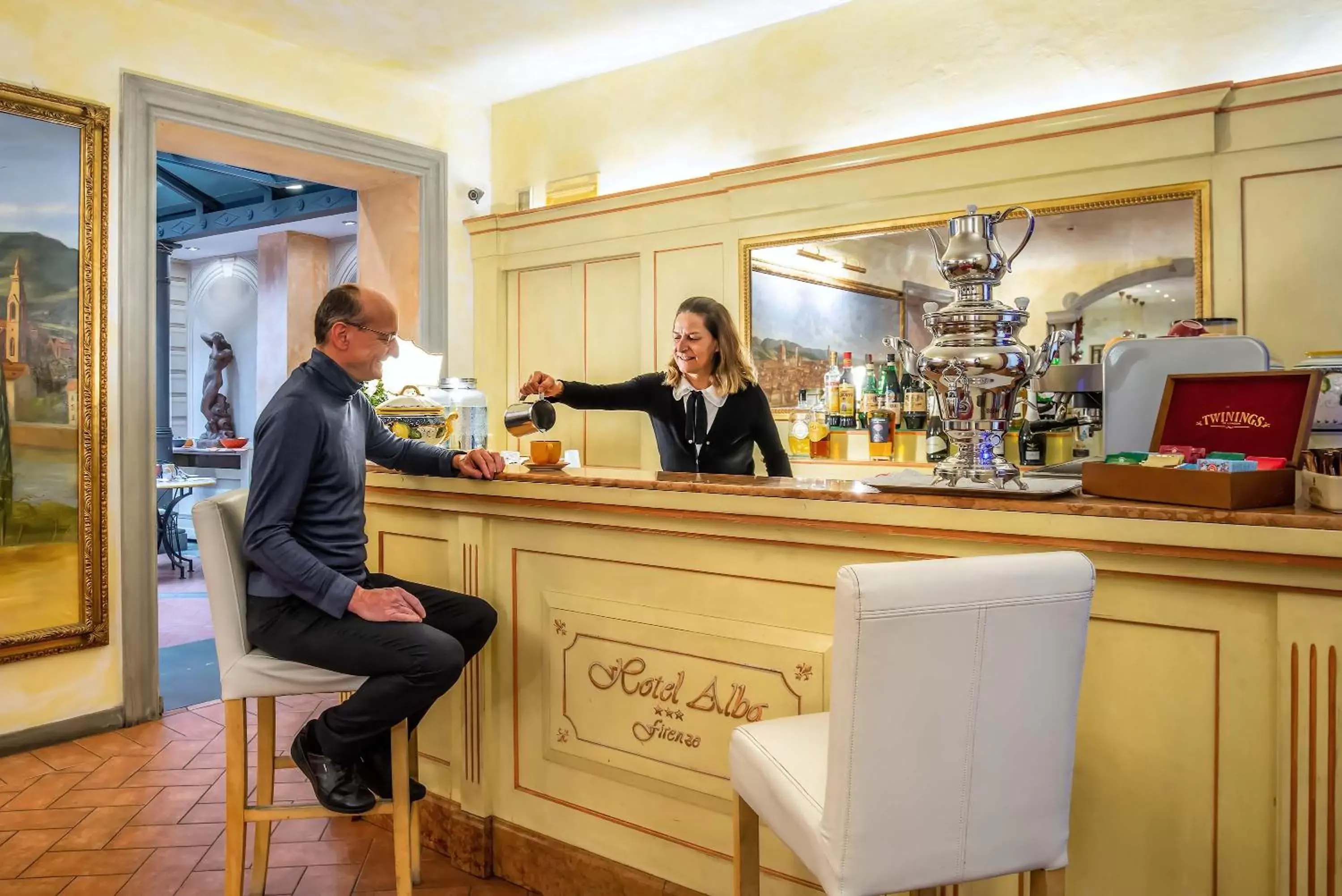 Lounge or bar in Hotel Alba Palace