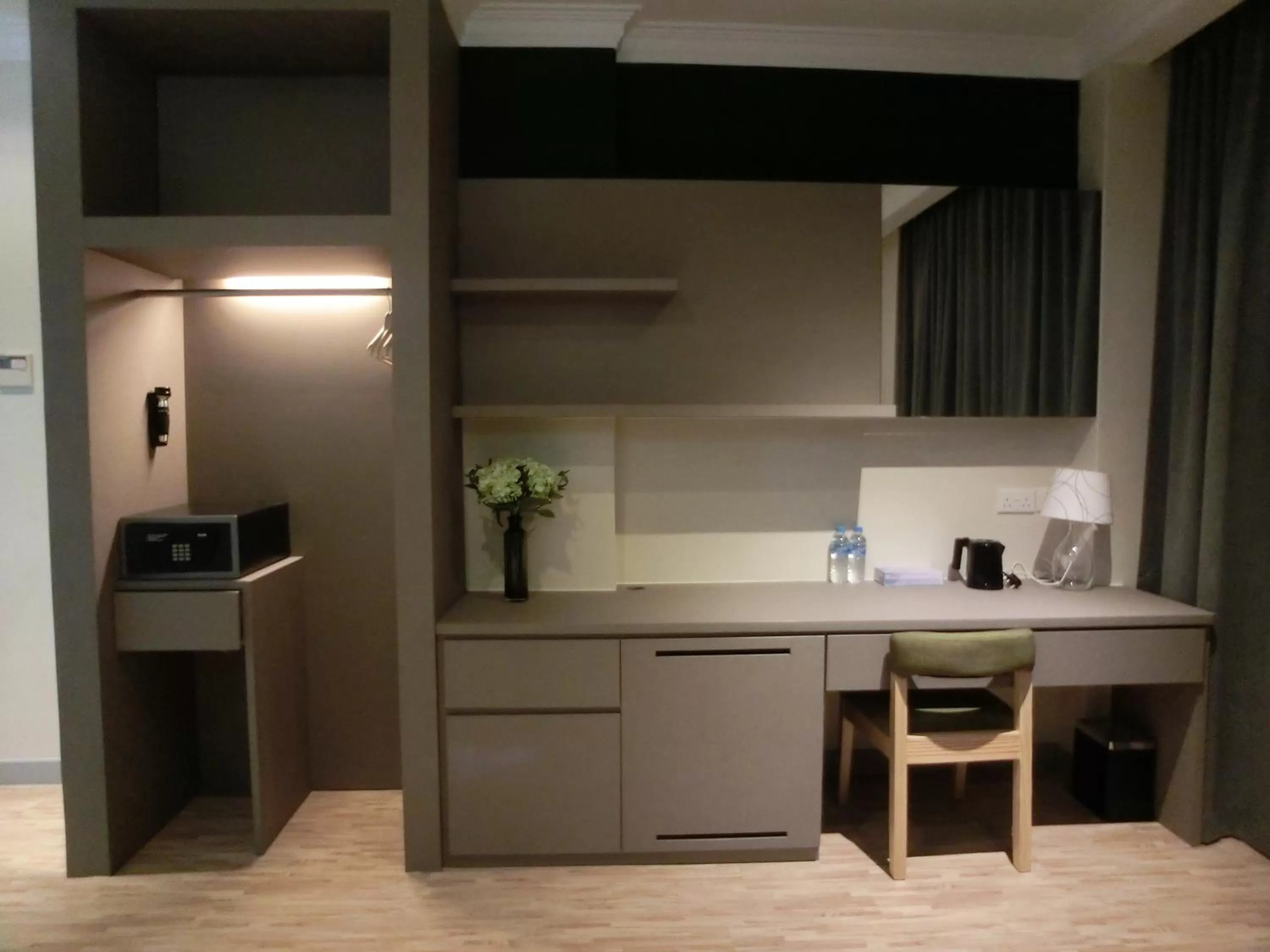 Decorative detail in Champion Hotel