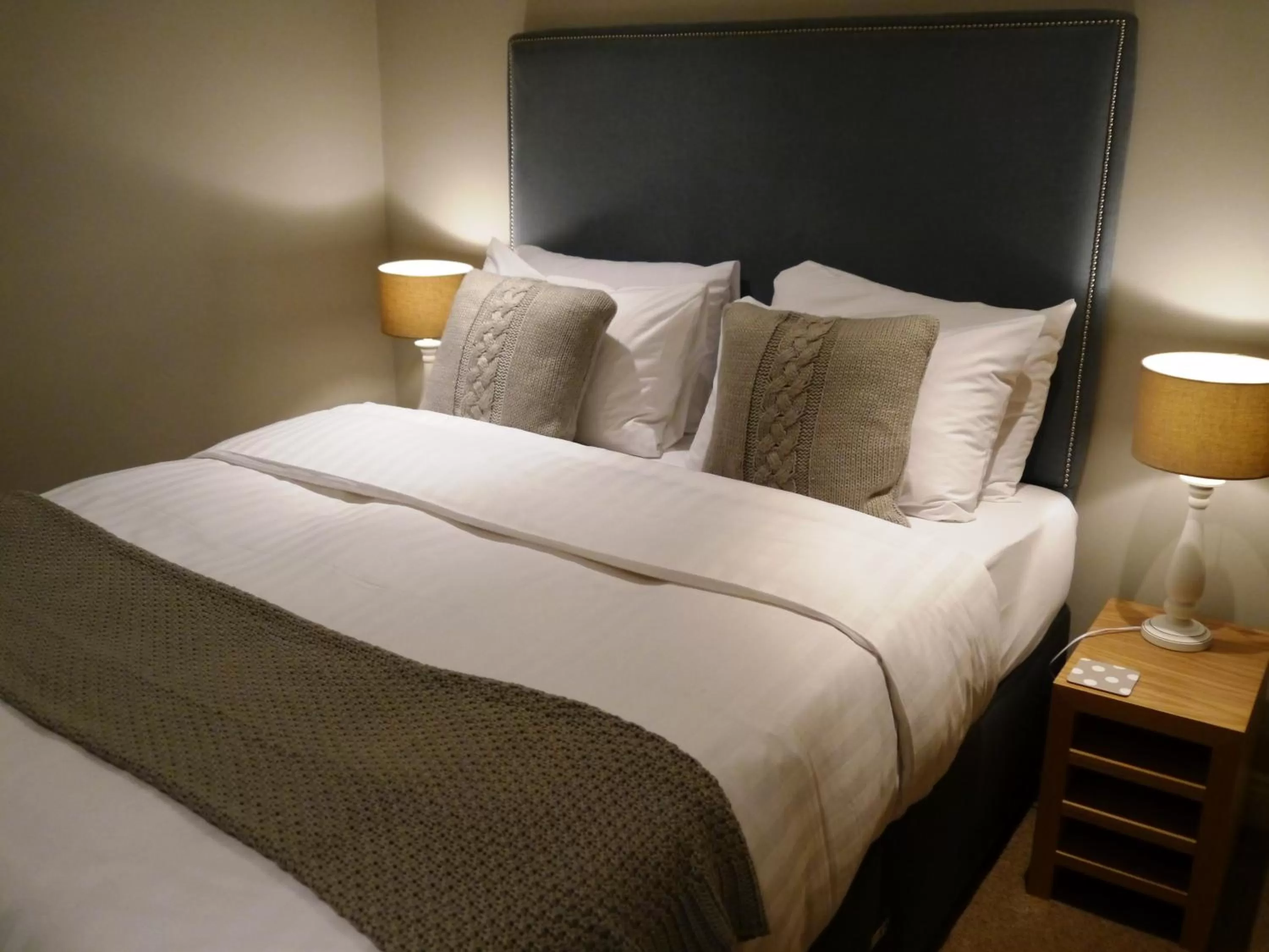 Bedroom, Bed in Castle Hotel & Apartments