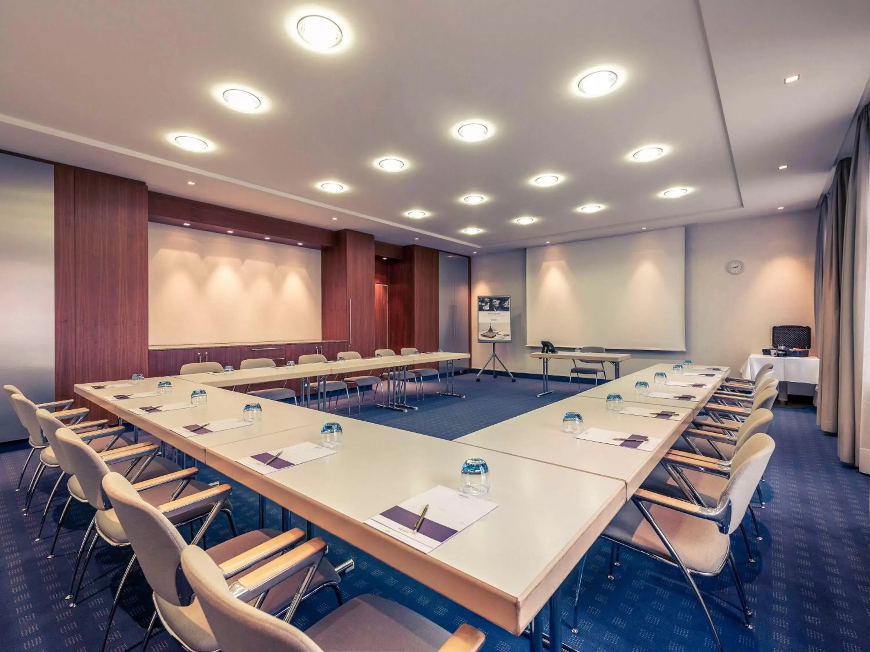 Meeting/conference room in Mercure Hotel München Airport Freising