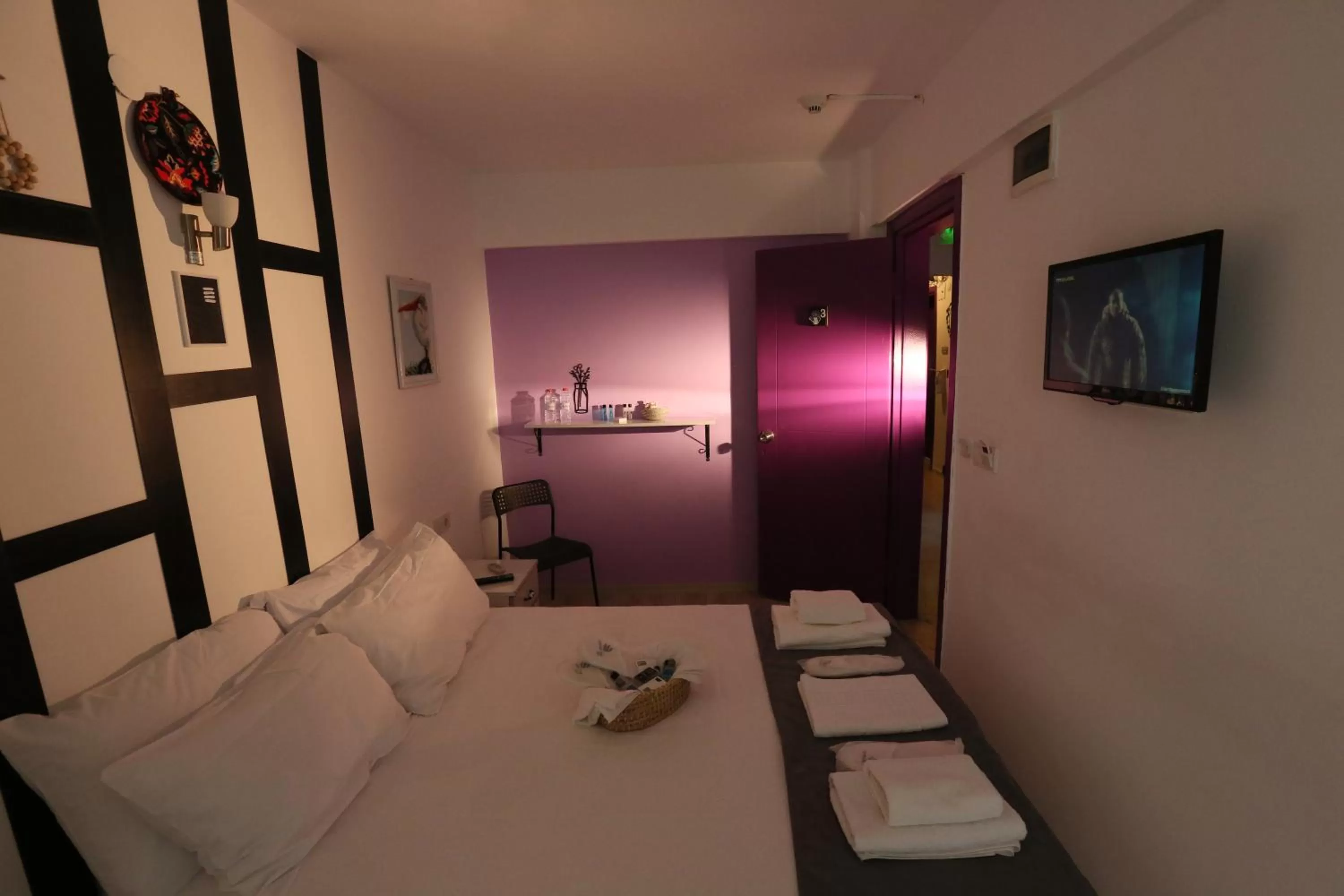 Bed in Lavender Otel