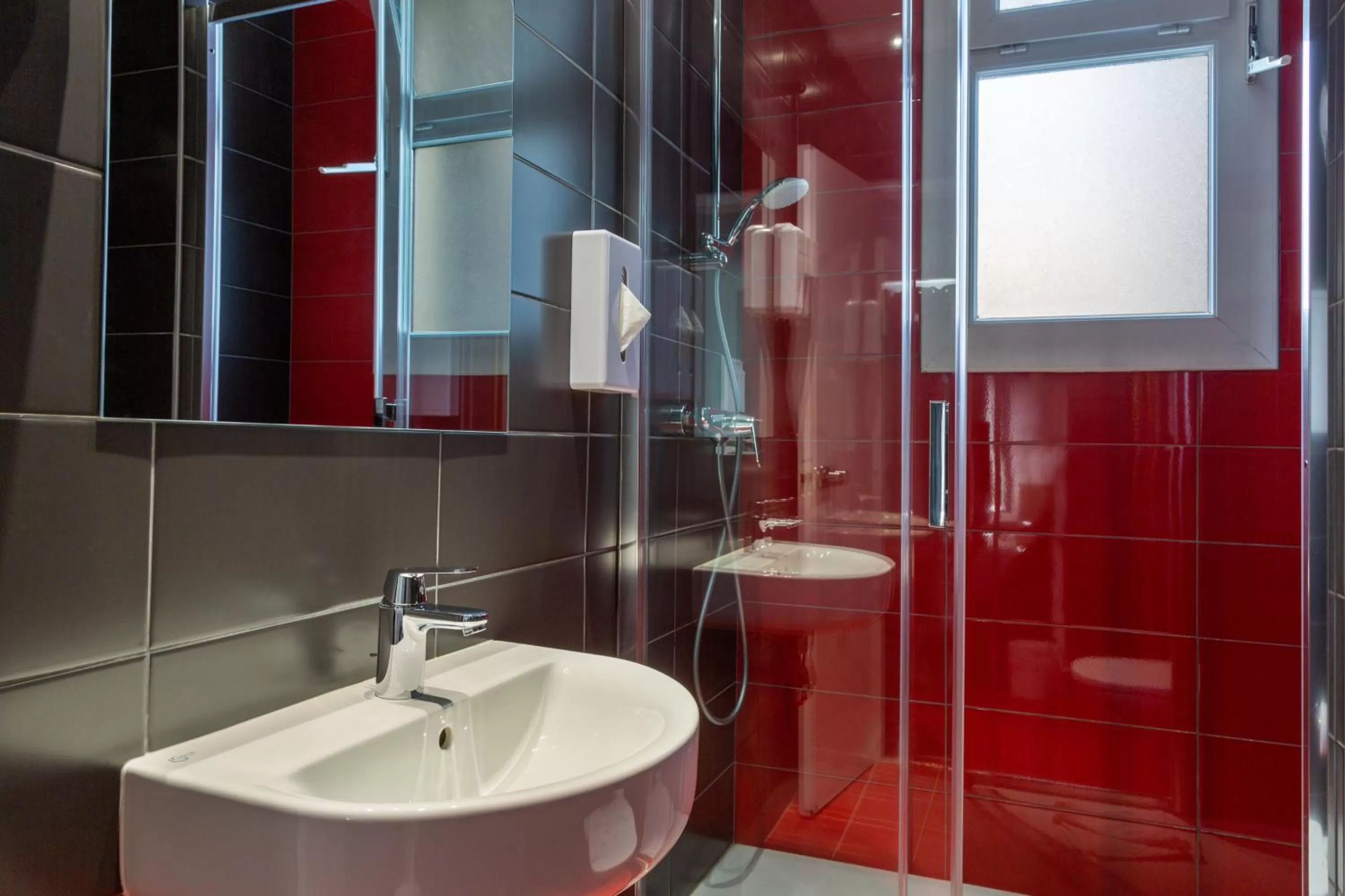 The Originals City, Hôtel Lecourbe, Paris Tour Eiffel