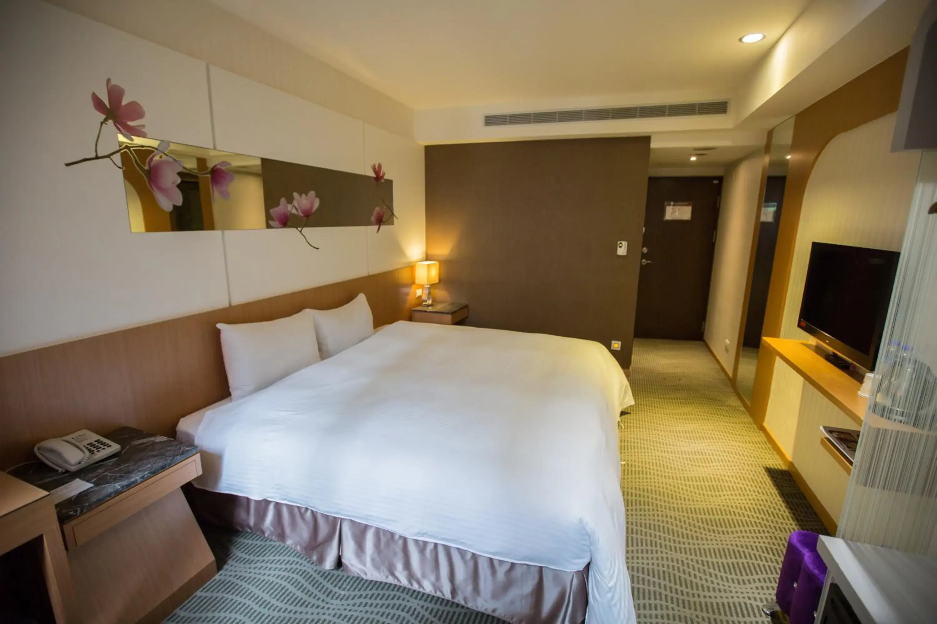 Bedroom, Bed in Ximen Relite Hotel