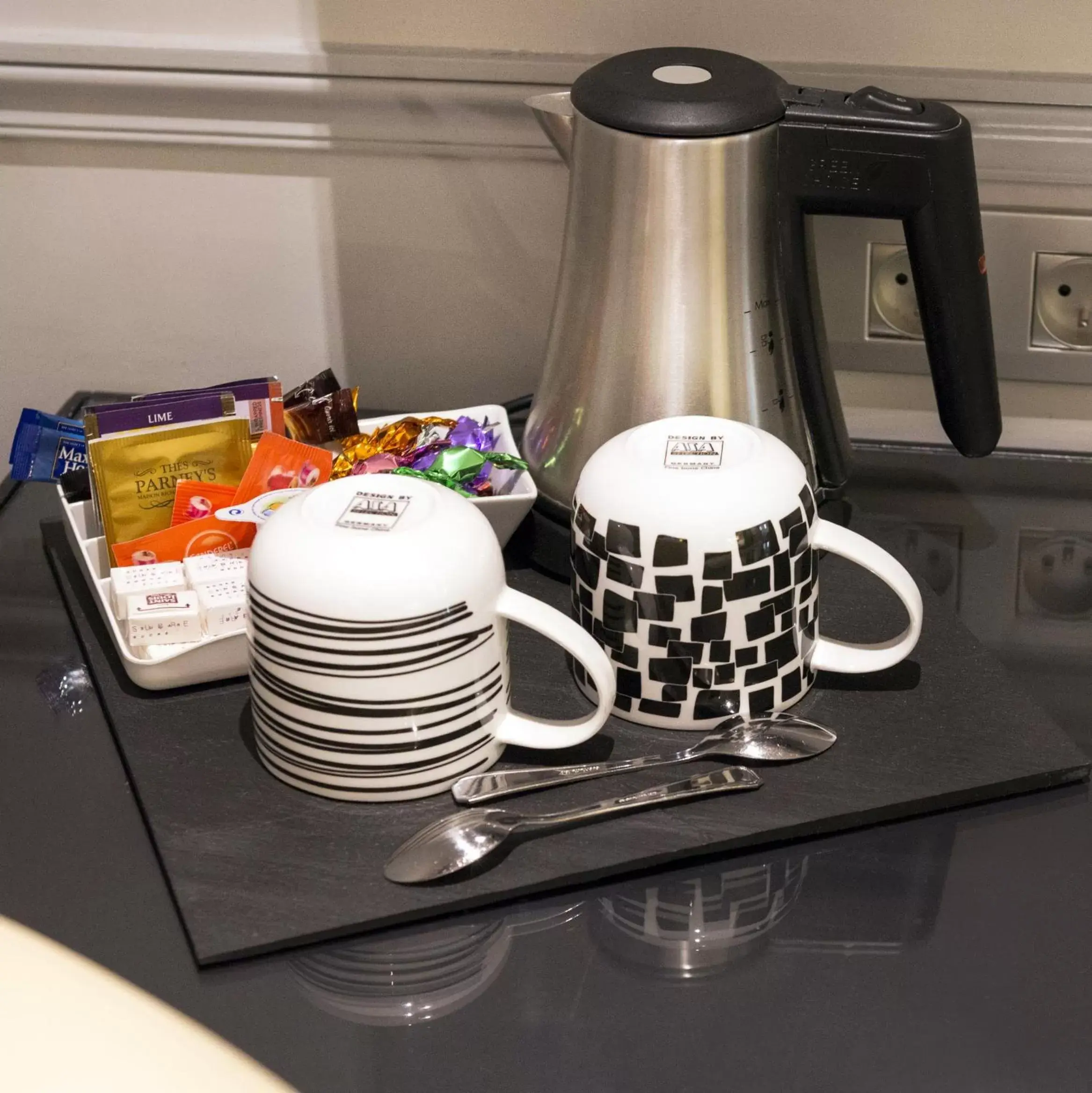Coffee/Tea Facilities in Hotel Relais Bosquet by Malone