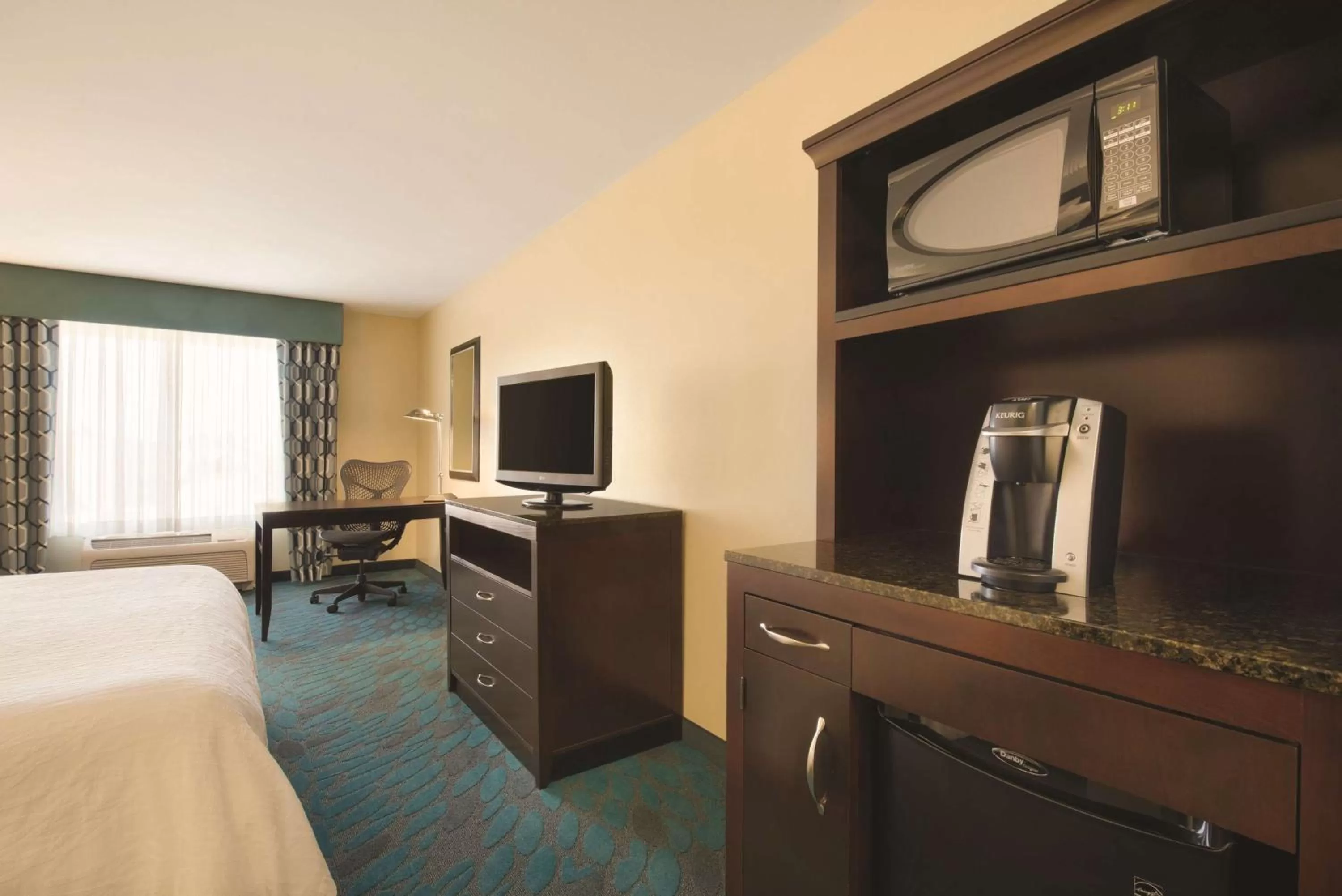 Bed in Hilton Garden Inn Fargo