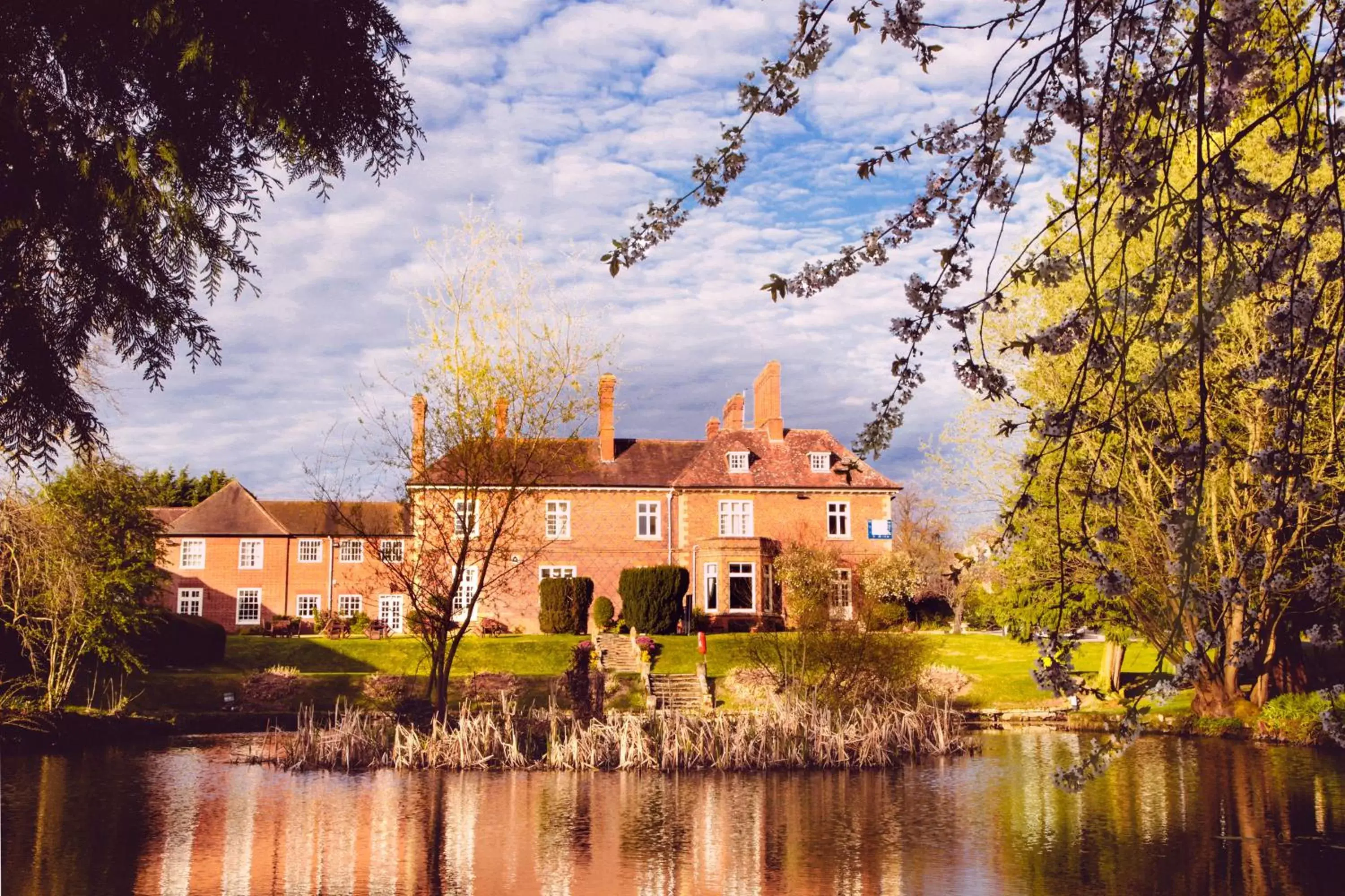 Facade/entrance, Property Building in Mercure Shrewsbury Albrighton Hall Hotel & Spa