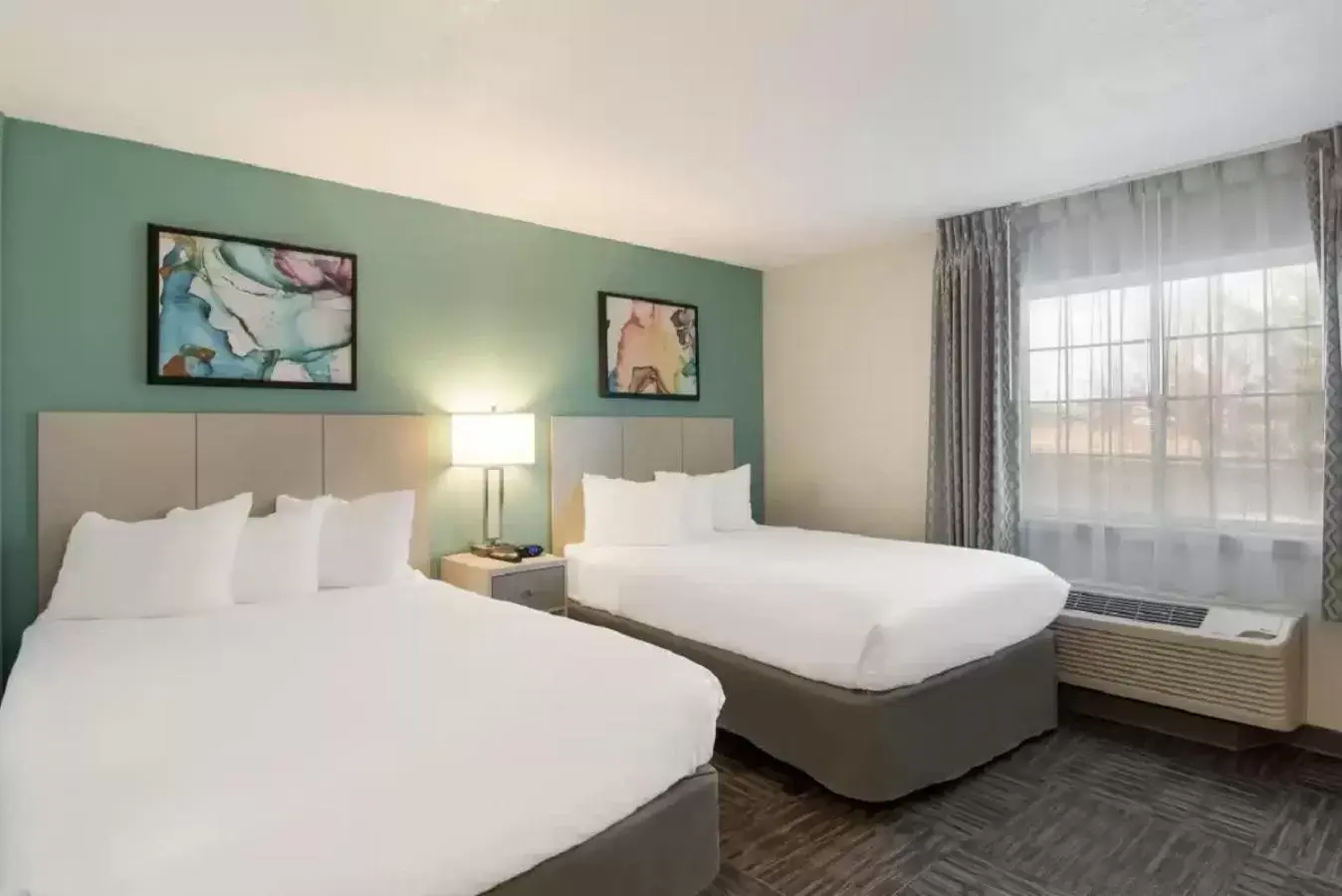 Bed in MainStay Suites Orlando Altamonte Springs