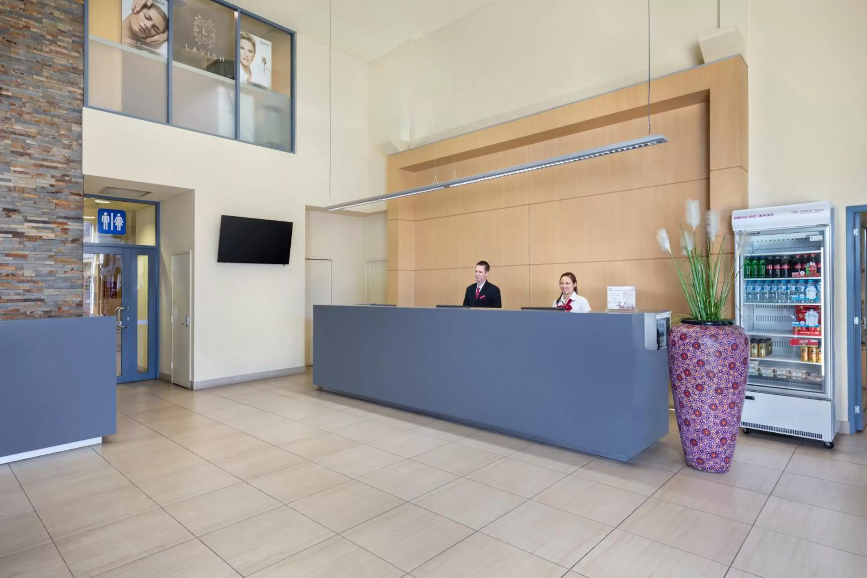 Property building, Lobby/Reception in Crowne Plaza Alice Springs Lasseters, an IHG Hotel