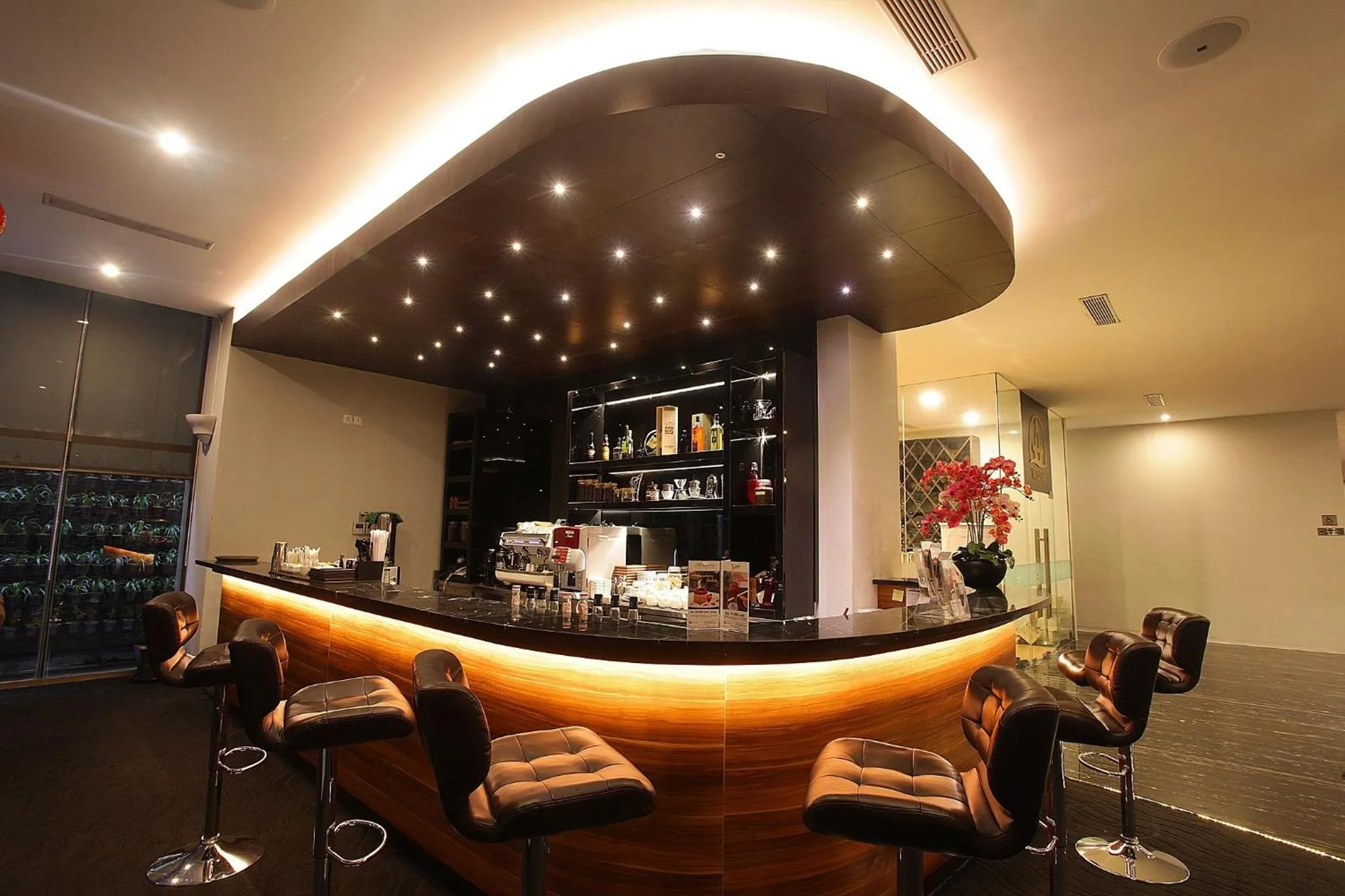 Lounge or bar in Platinum Hotel & Convention Hall Balikpapan