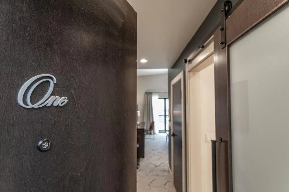 King Room with Balcony in Ghost Light Inn