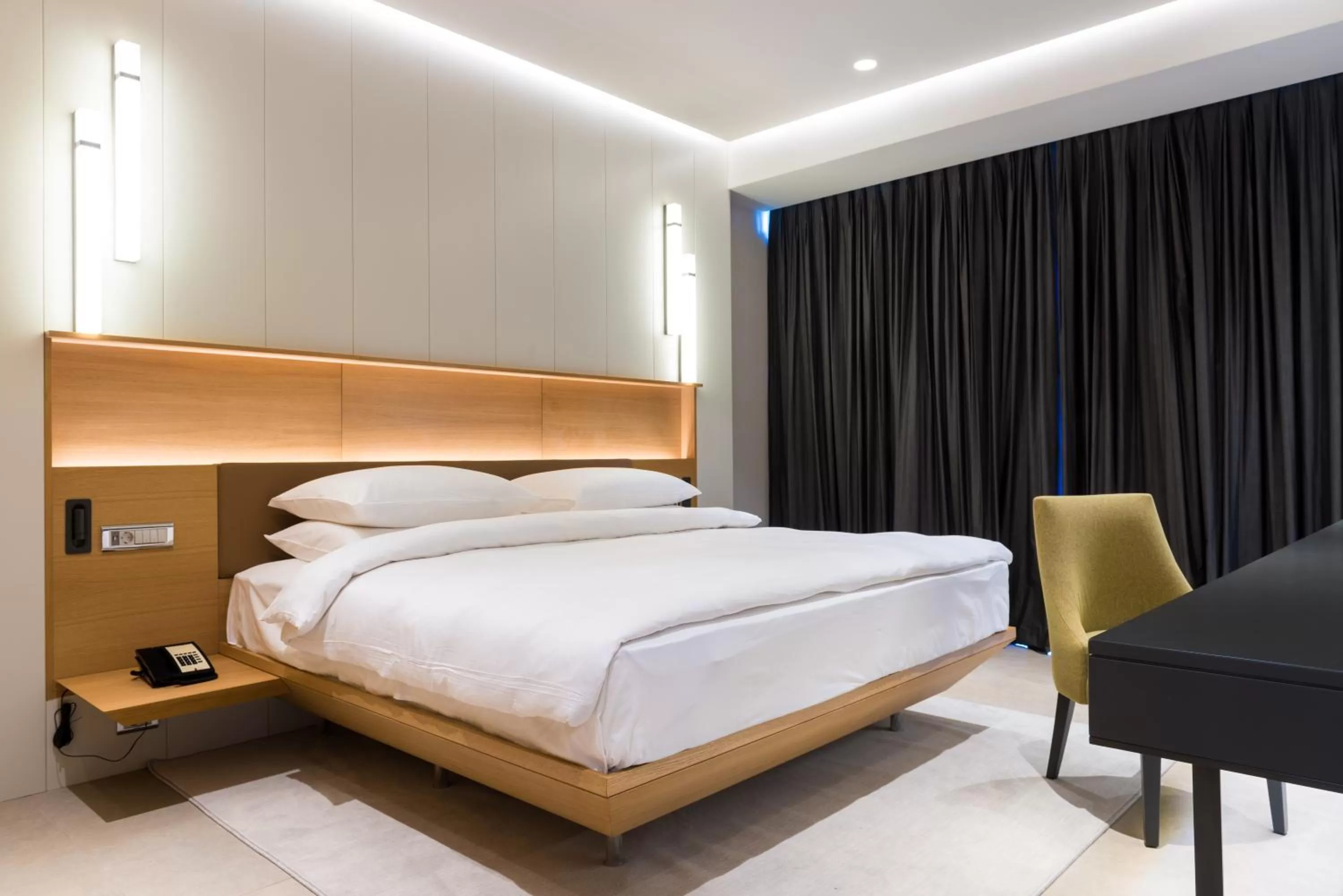 Bedroom in Radisson Hotel Dakar Diamniadio