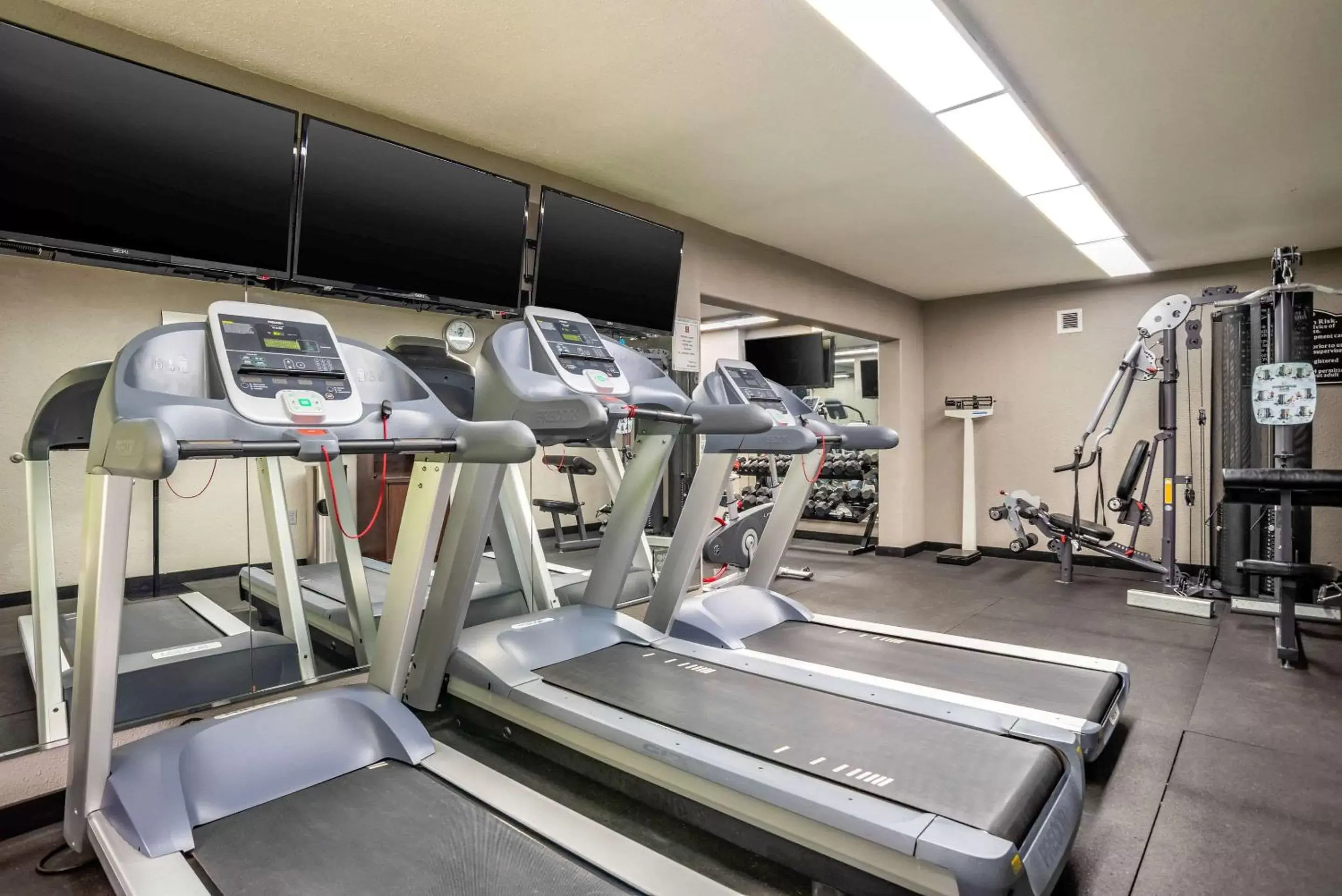 Fitness centre/facilities in Clarion Inn Conference Center Fitness centre/facilities in Clarion Inn Conference Center