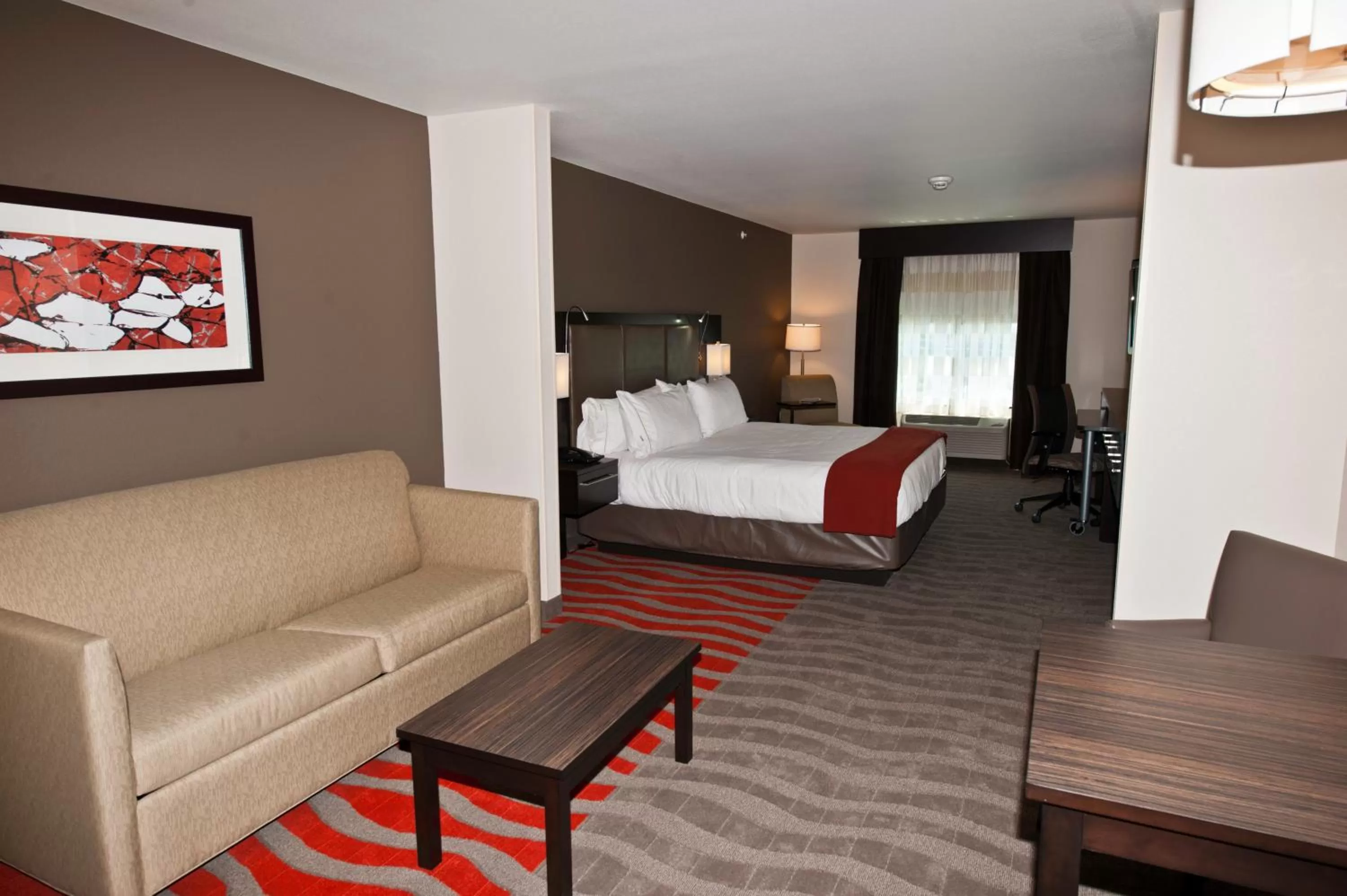 Photo of the whole room, Bed in Holiday Inn Express & Suites Columbus - Easton Area by IHG