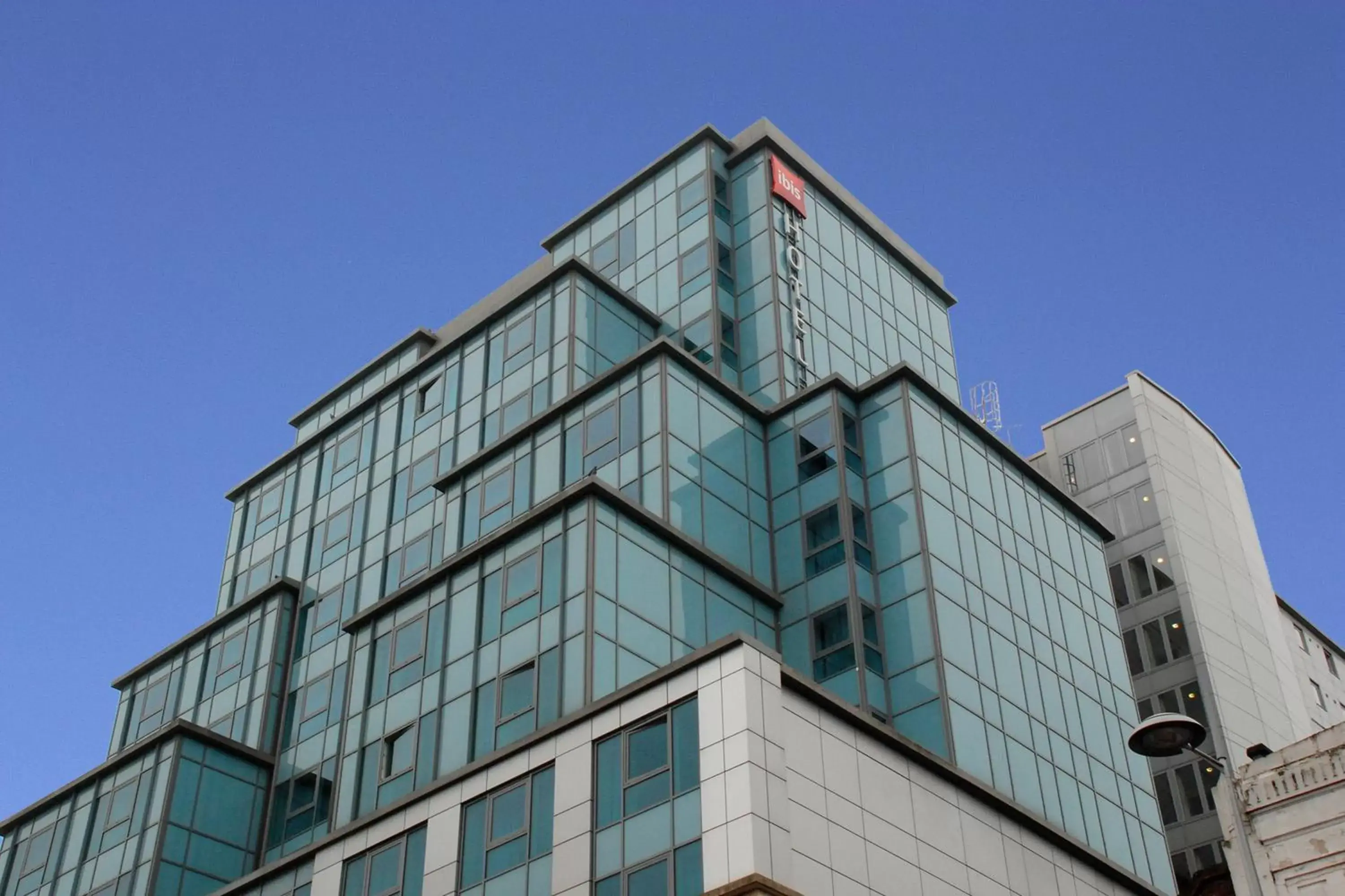 Facade/entrance in ibis Reading Centre Facade/entrance in ibis Reading Centre