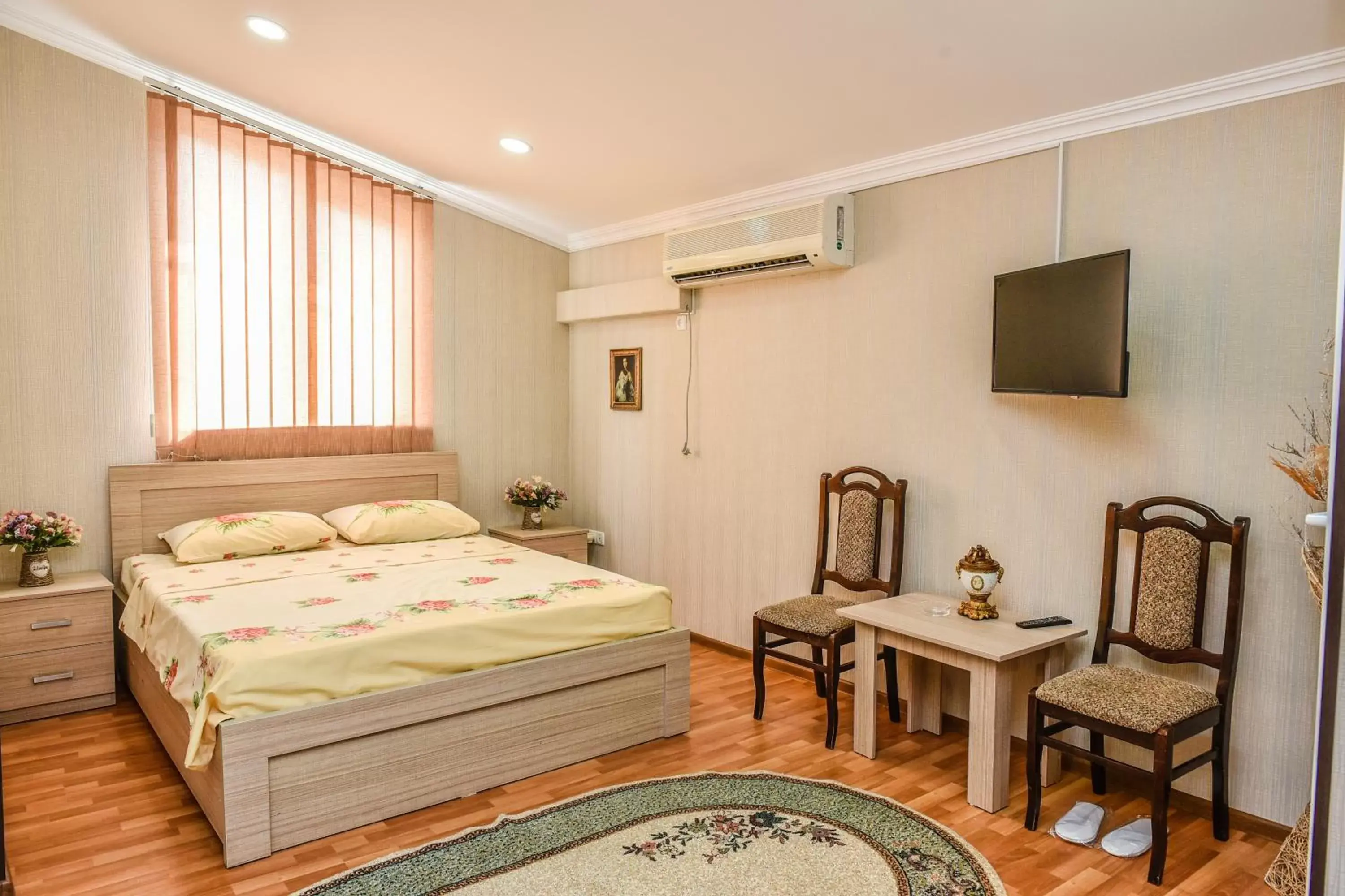 King Room with Mountain View in Hotel S.R King Room with Mountain View in Hotel S.R