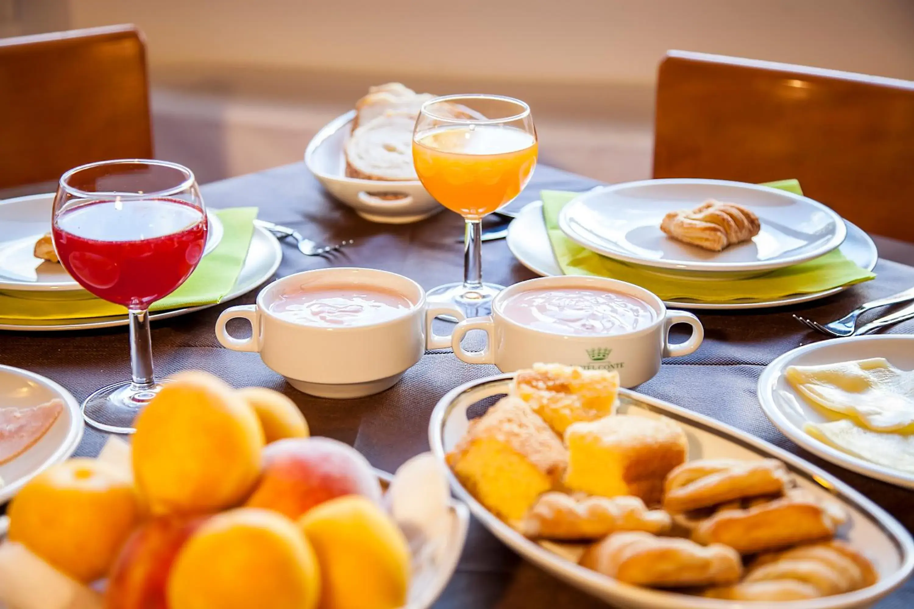 Food and drinks, Breakfast in Hotel Conte